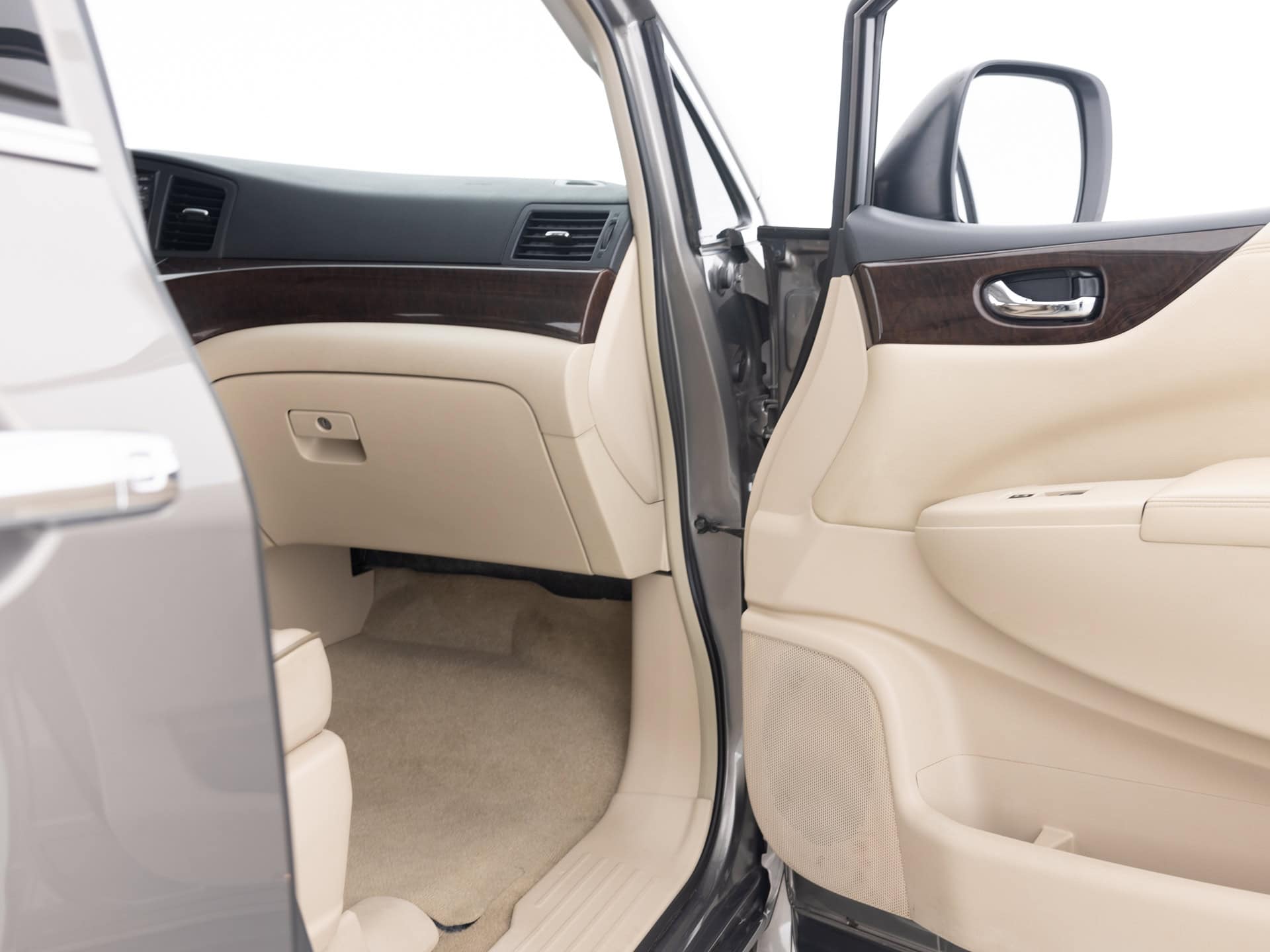 Used Gold Nissan Quest SL-20 for Sale