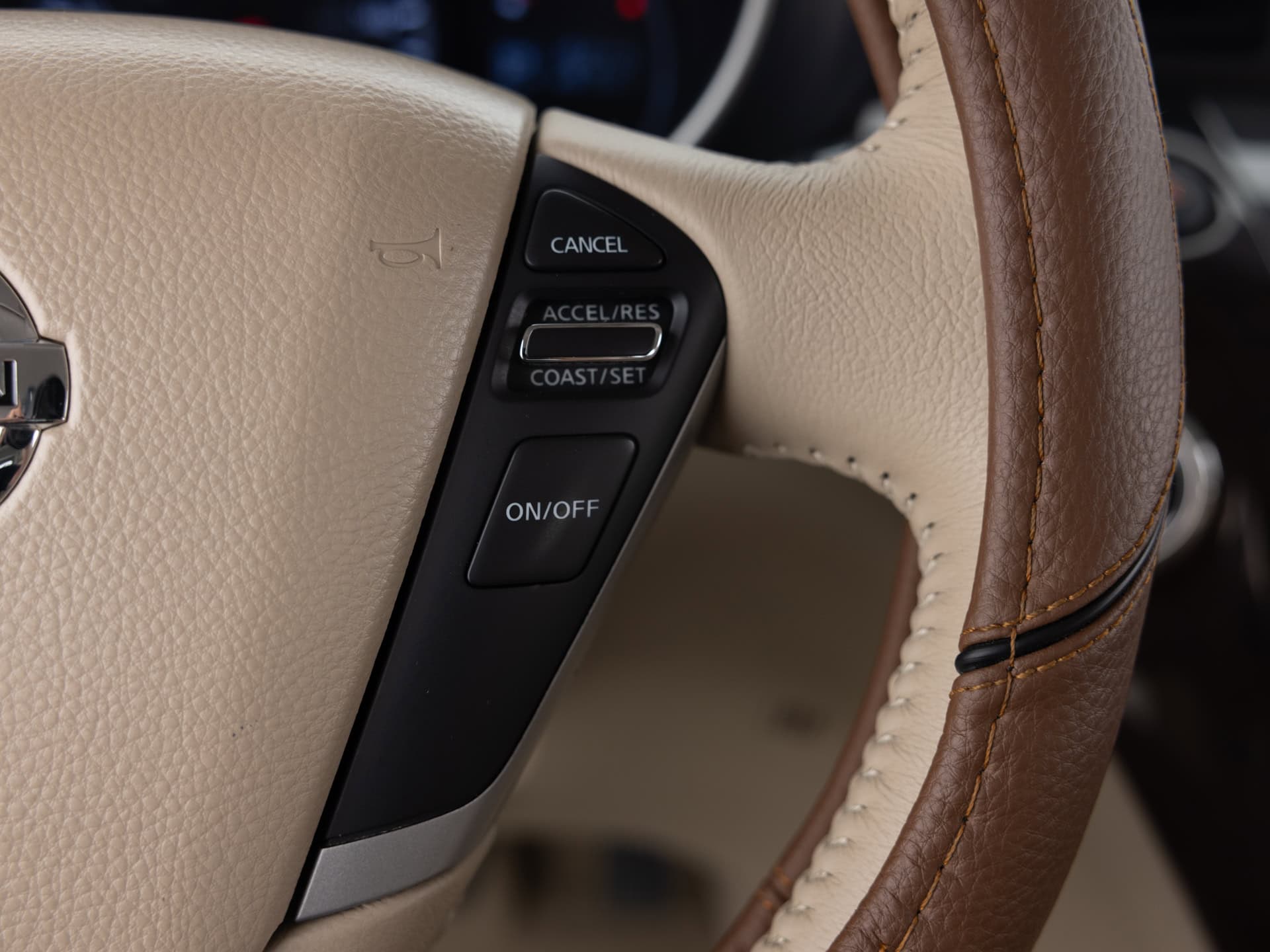 Used Gold Nissan Quest SL-30 for Sale