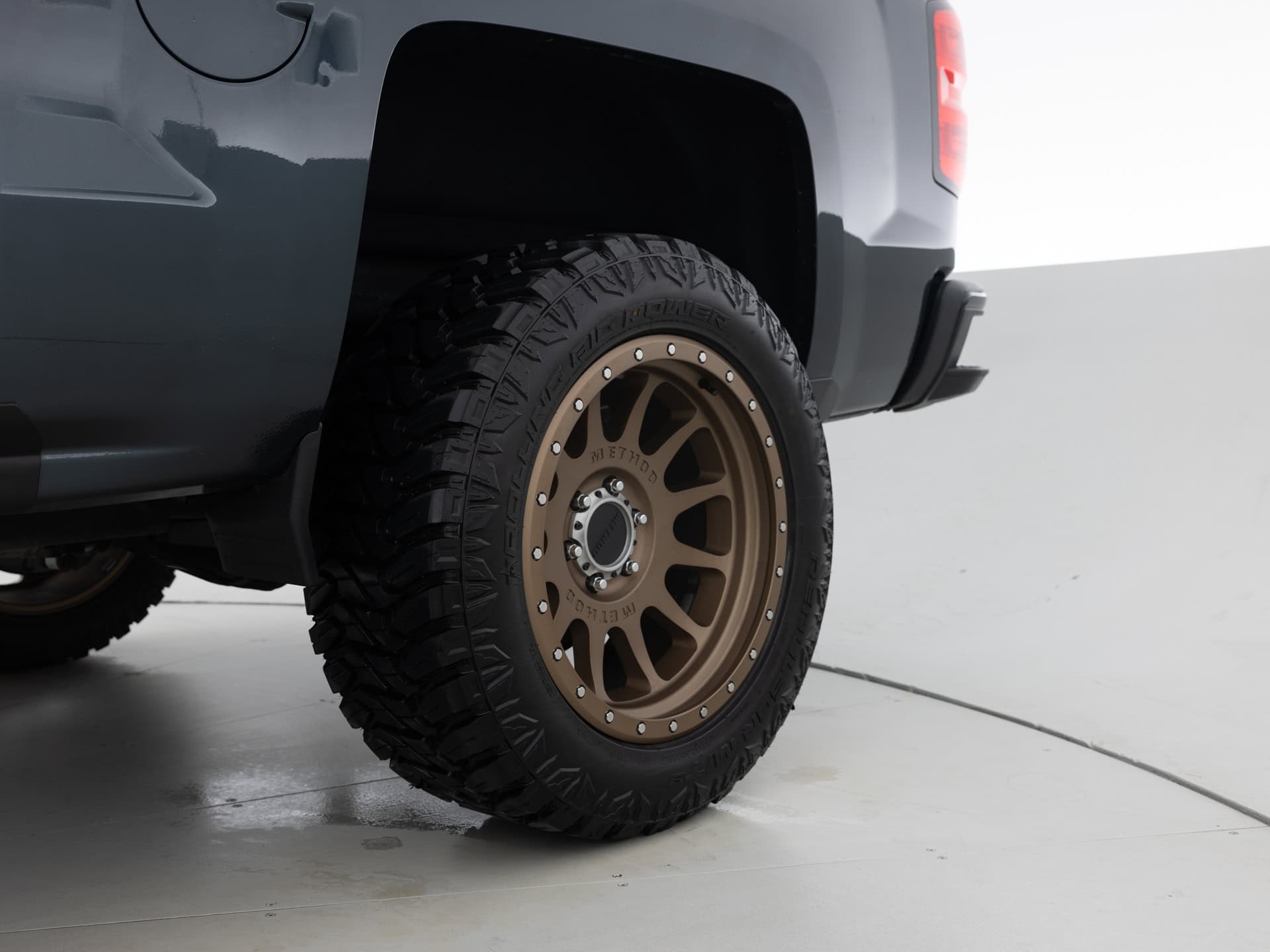 Used Gray Chevrolet Silverado LT Z71-10 for Sale