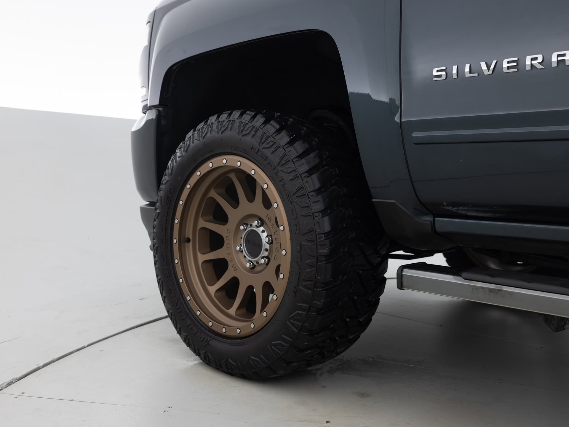 Used Gray Chevrolet Silverado LT Z71-9 for Sale