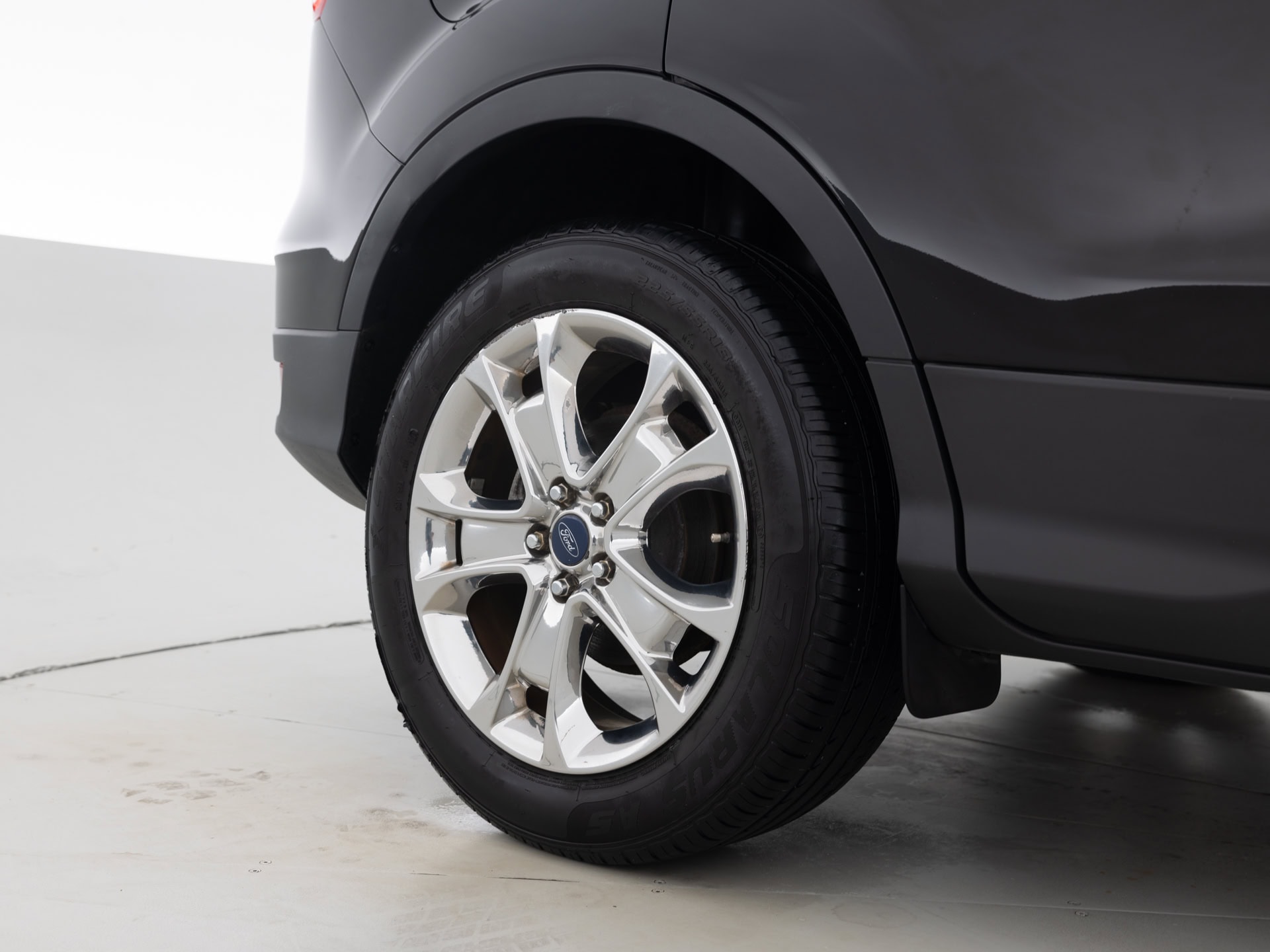 Used Gray Ford Escape SE-11 for Sale