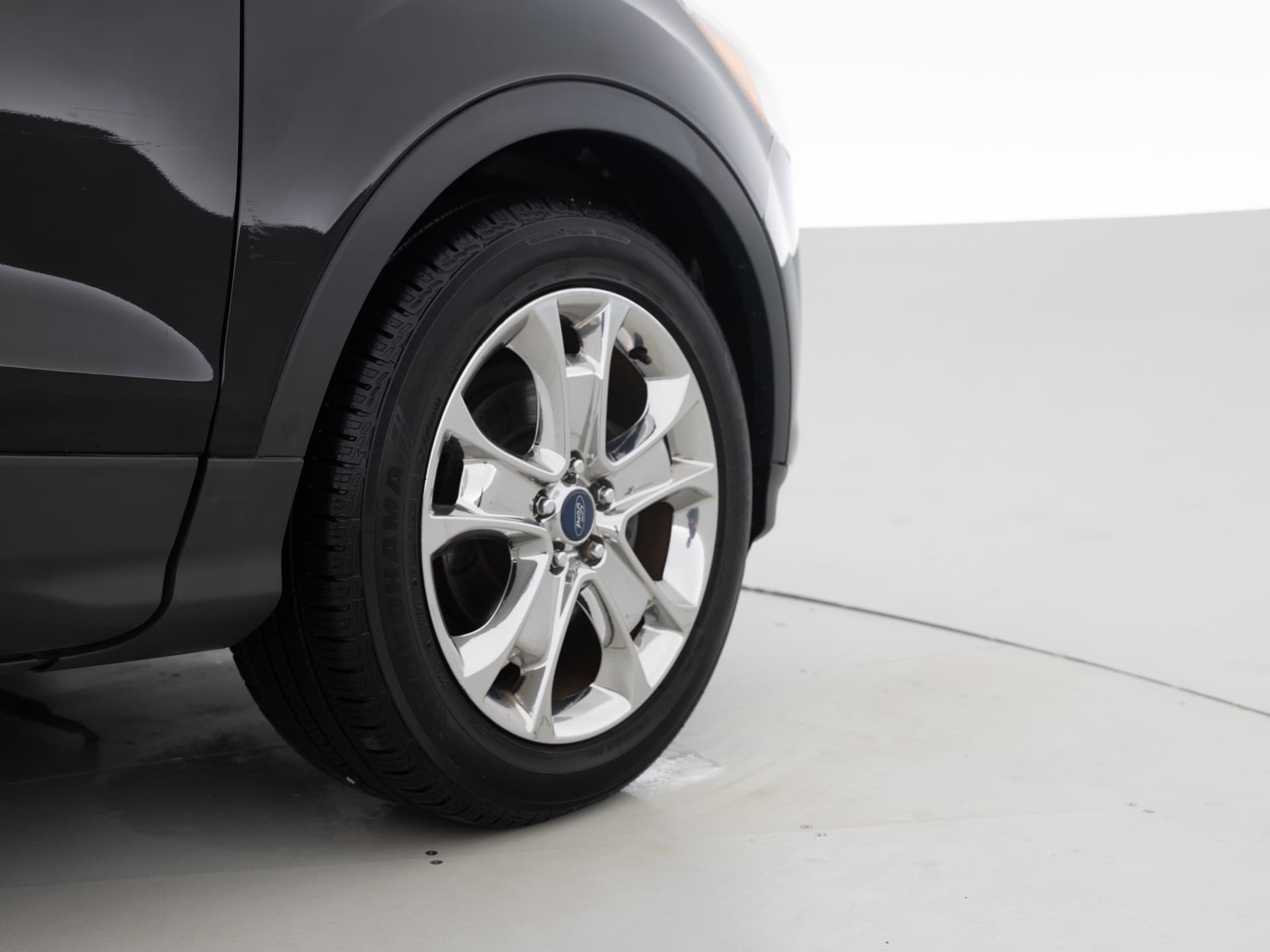 Used Gray Ford Escape SE-12 for Sale