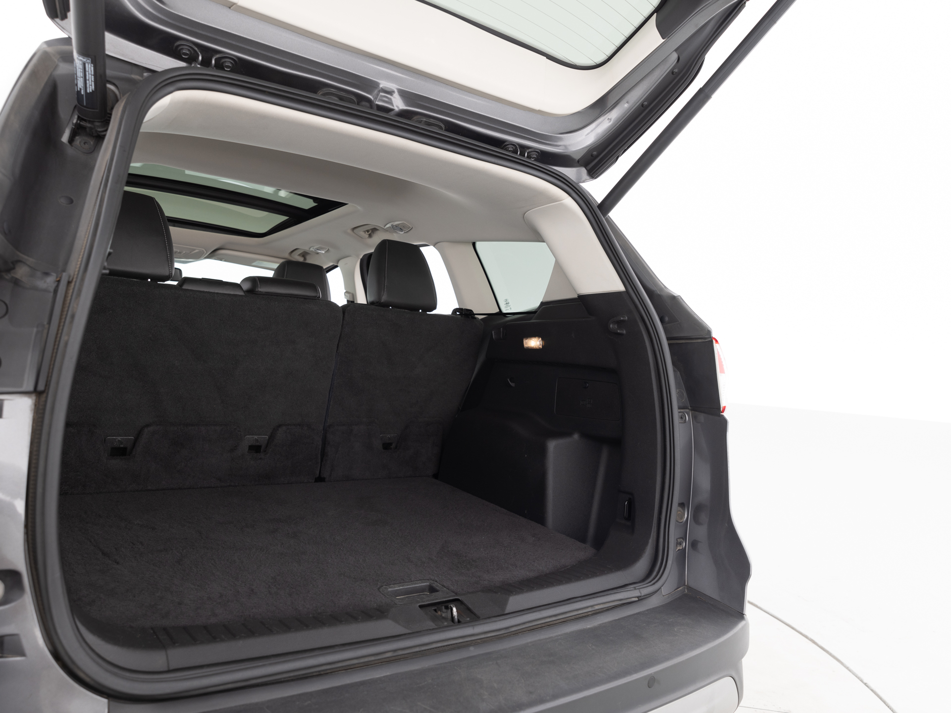 Used Gray Ford Escape SEL-31 for Sale