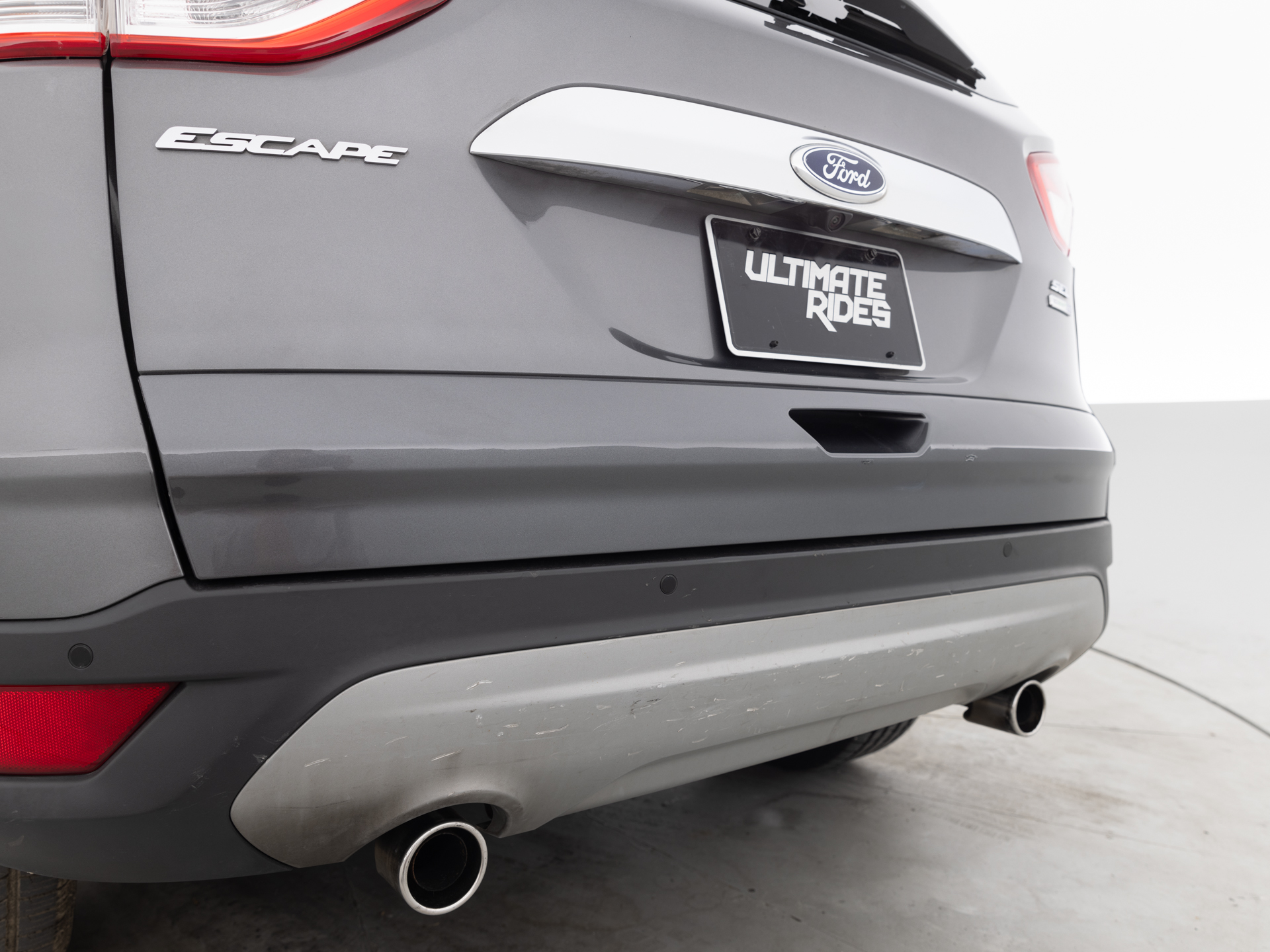 Used Gray Ford Escape SEL-7 for Sale