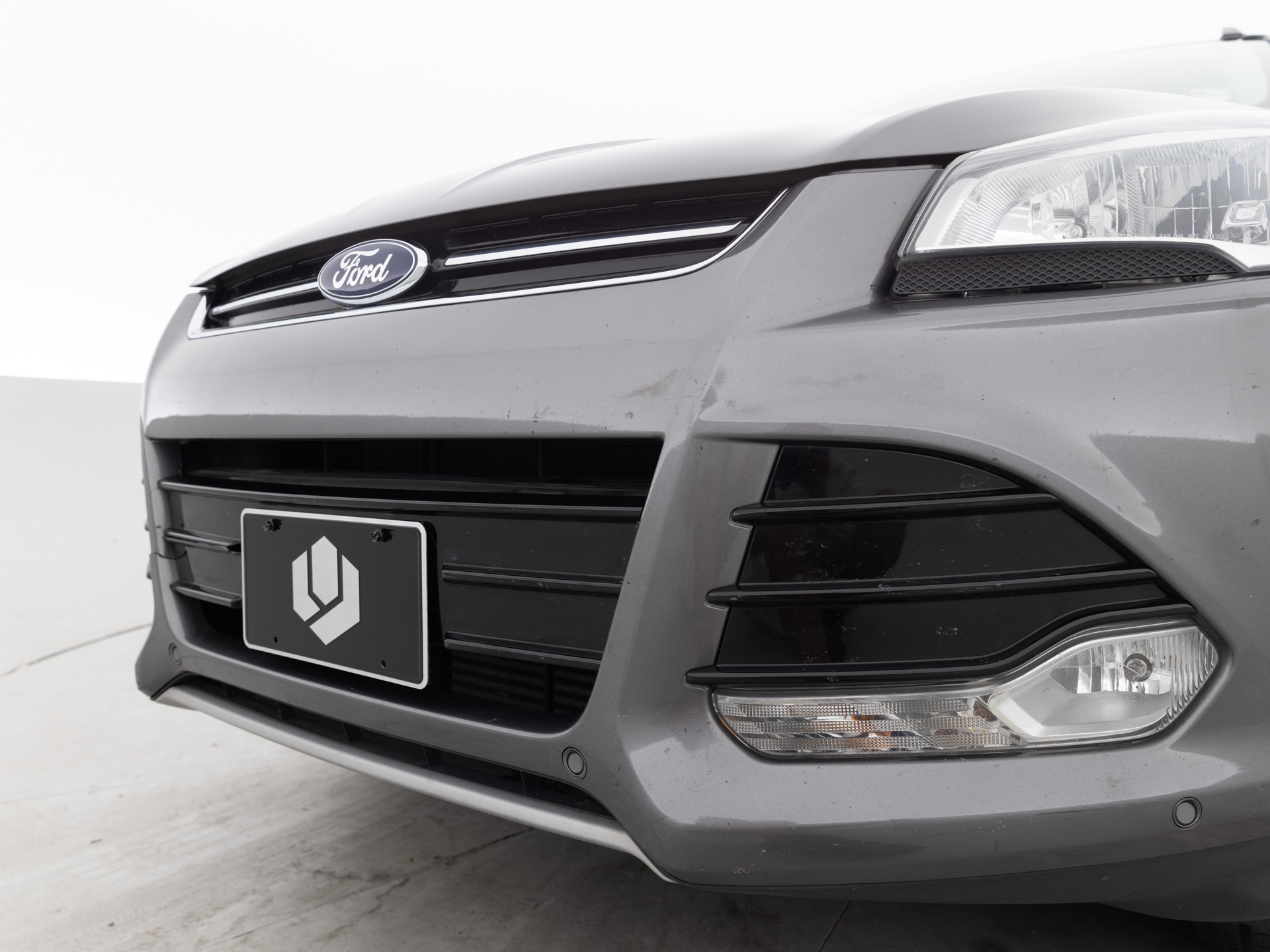 Used Gray Ford Escape SEL-8 for Sale