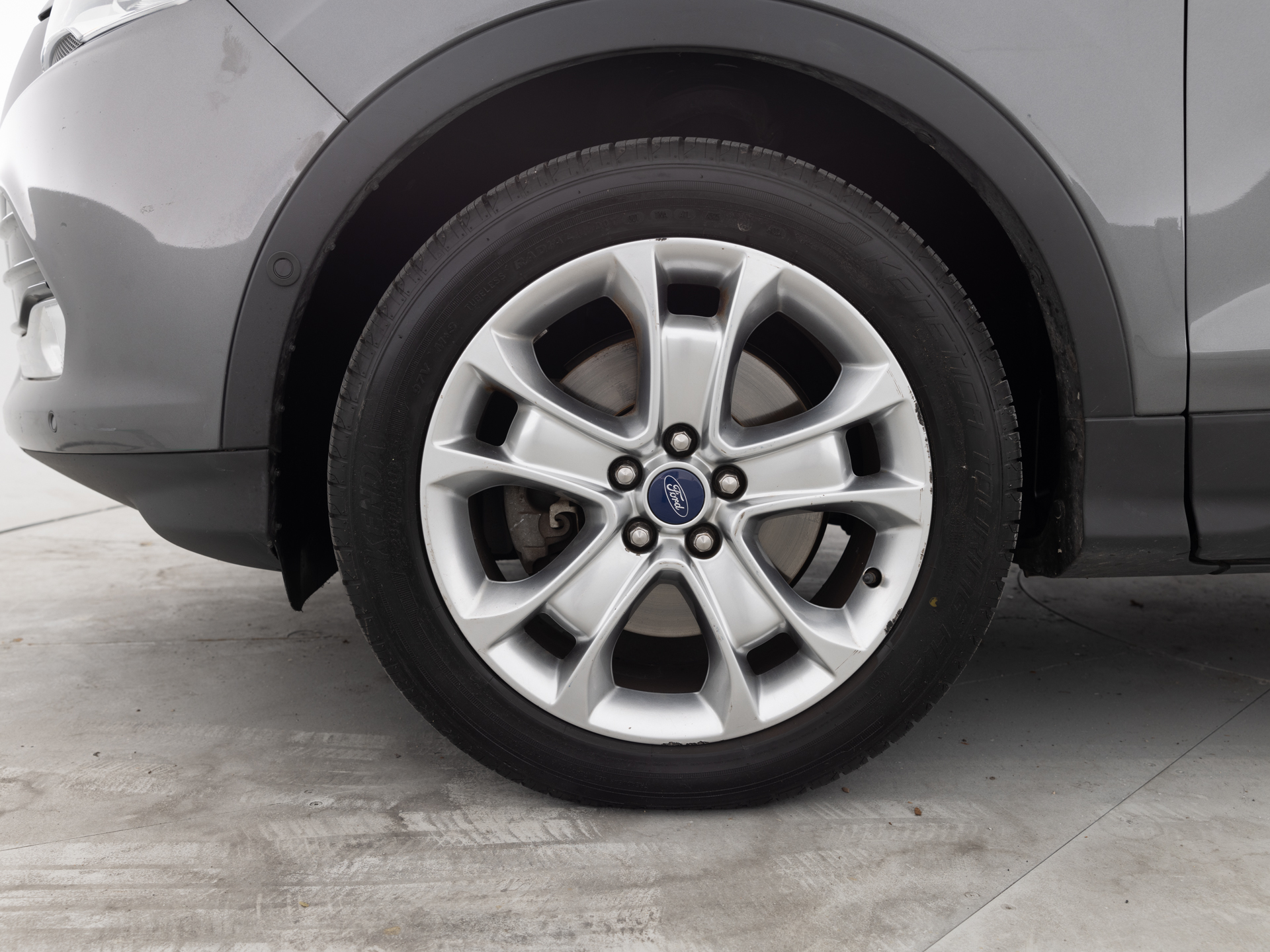 Used Gray Ford Escape SEL-9 for Sale