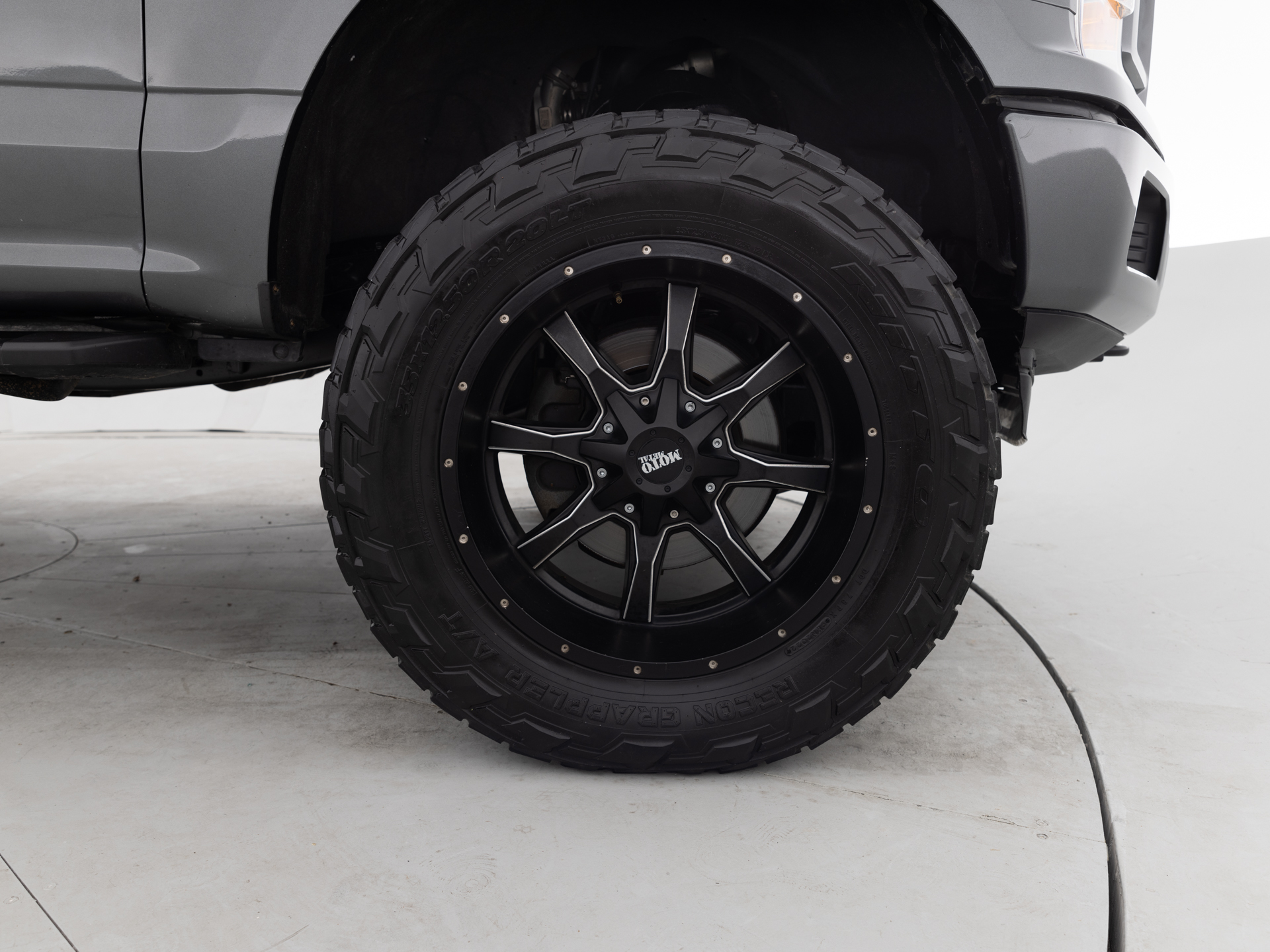 Used Gray Ford F-150 Supercrew XL-11 for Sale