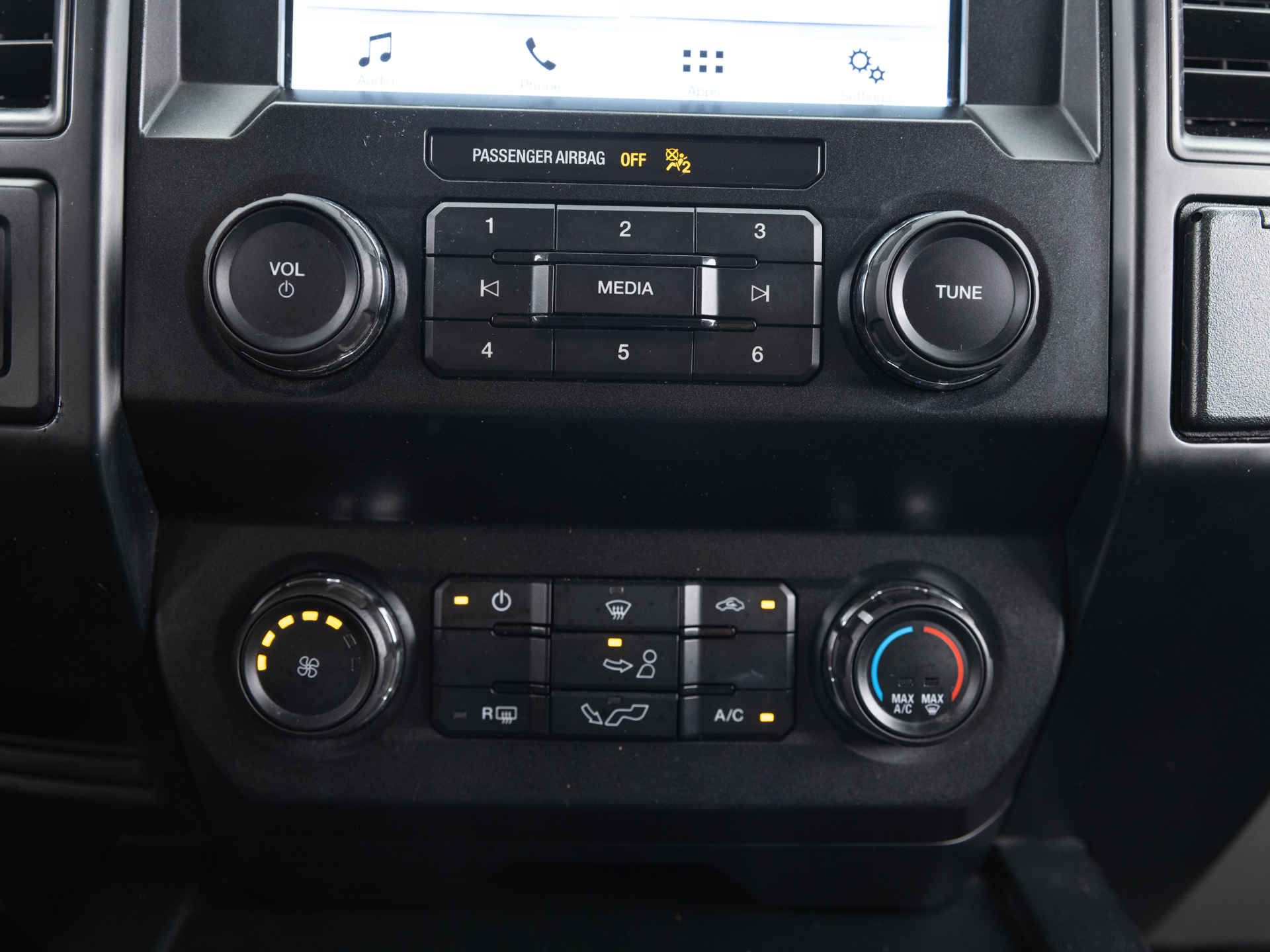 Used Gray Ford F-150 Supercrew XL-29 for Sale