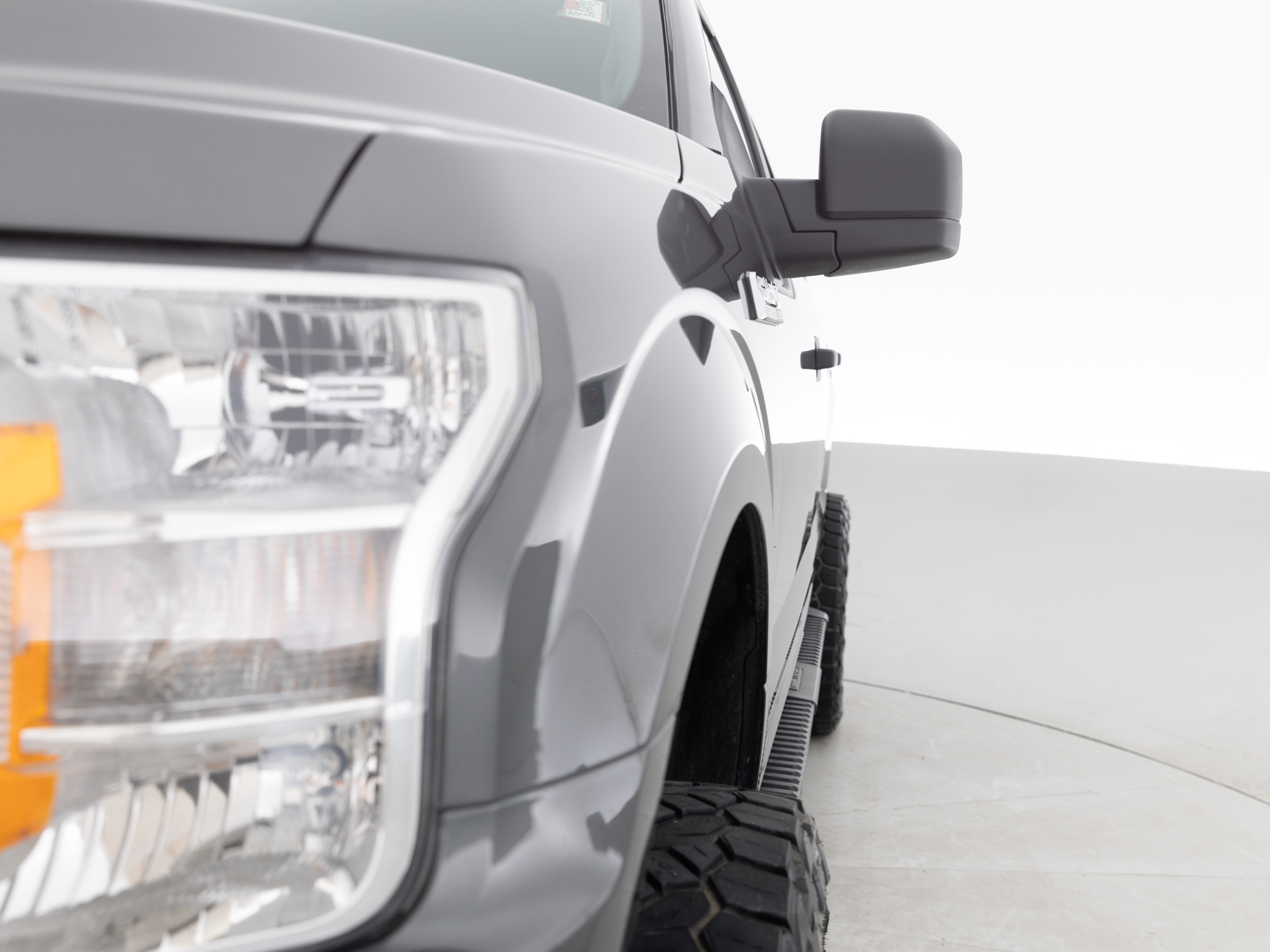 Used Gray Ford F-150 Supercrew XL-3 for Sale