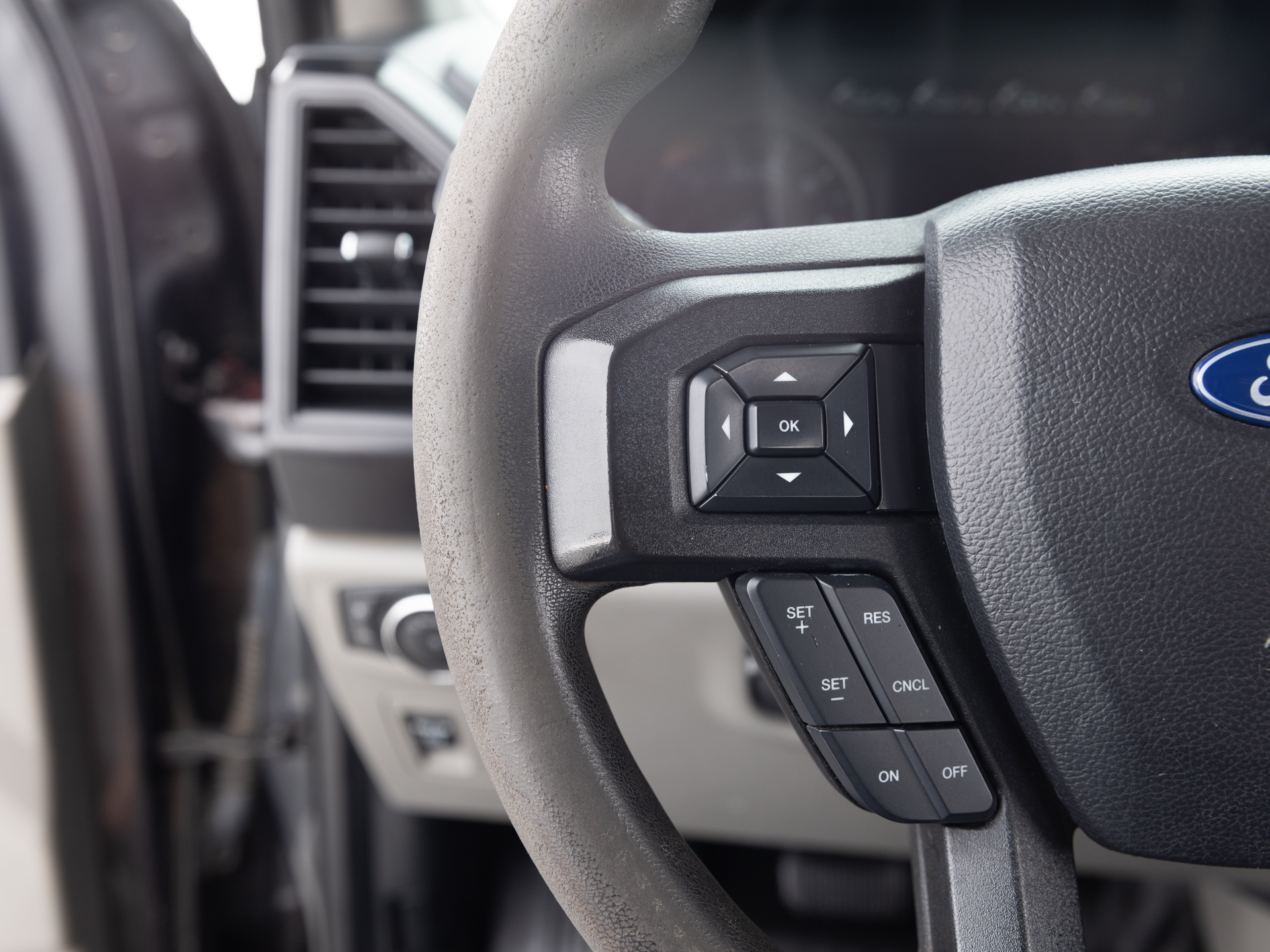 Used Gray Ford F-150 Supercrew XL-31 for Sale