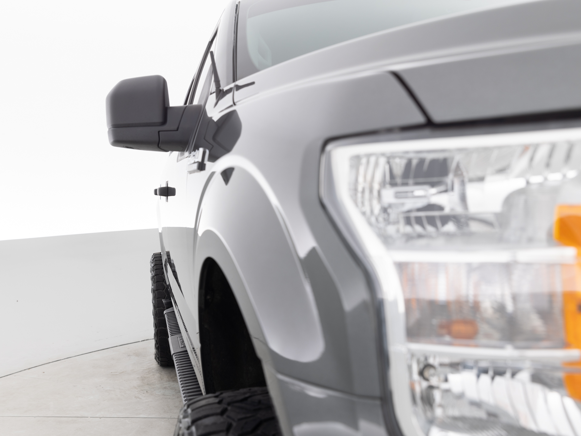 Used Gray Ford F-150 Supercrew XL-4 for Sale