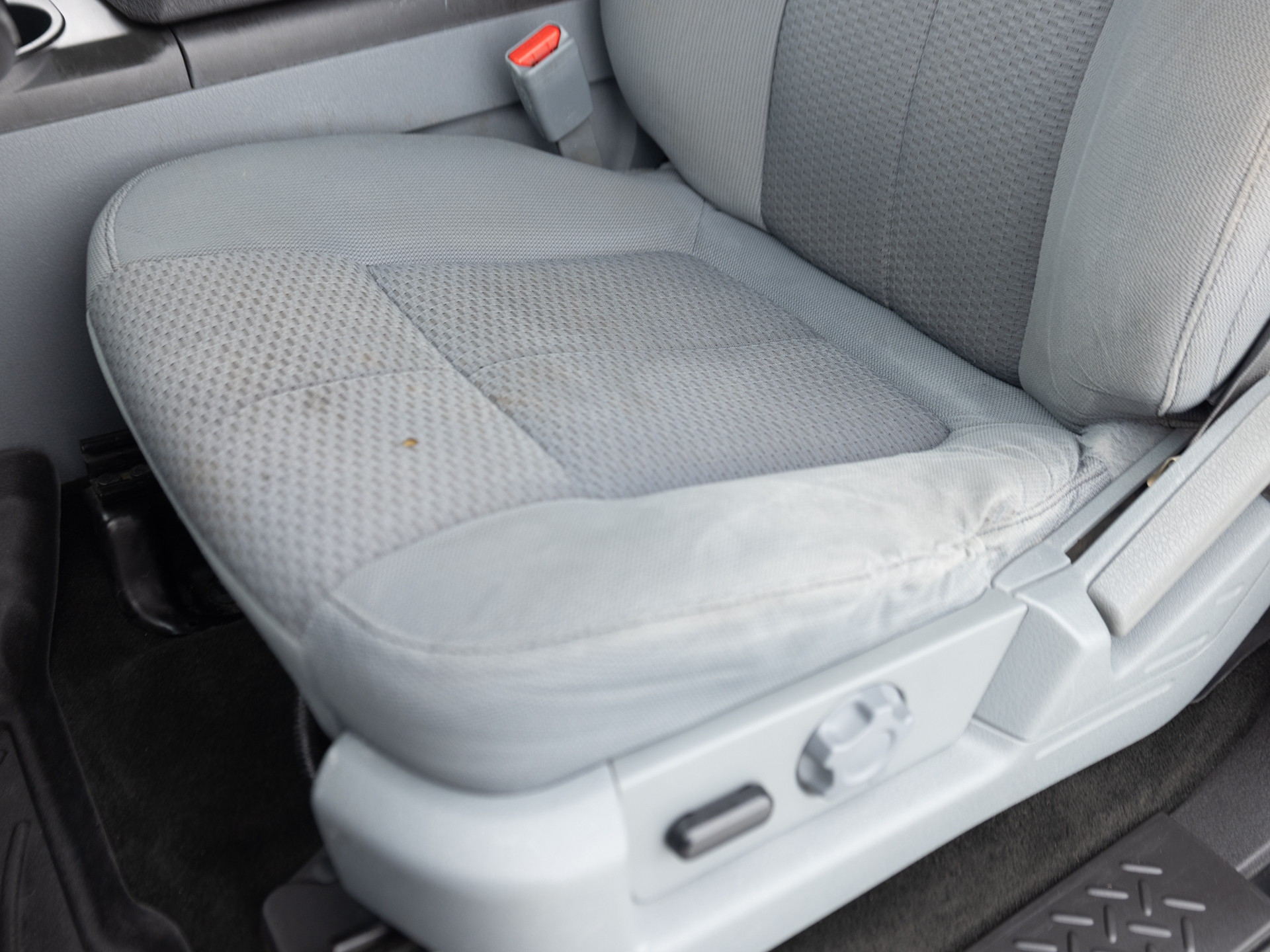 Used Gray Ford F-150 XLT-16 for Sale