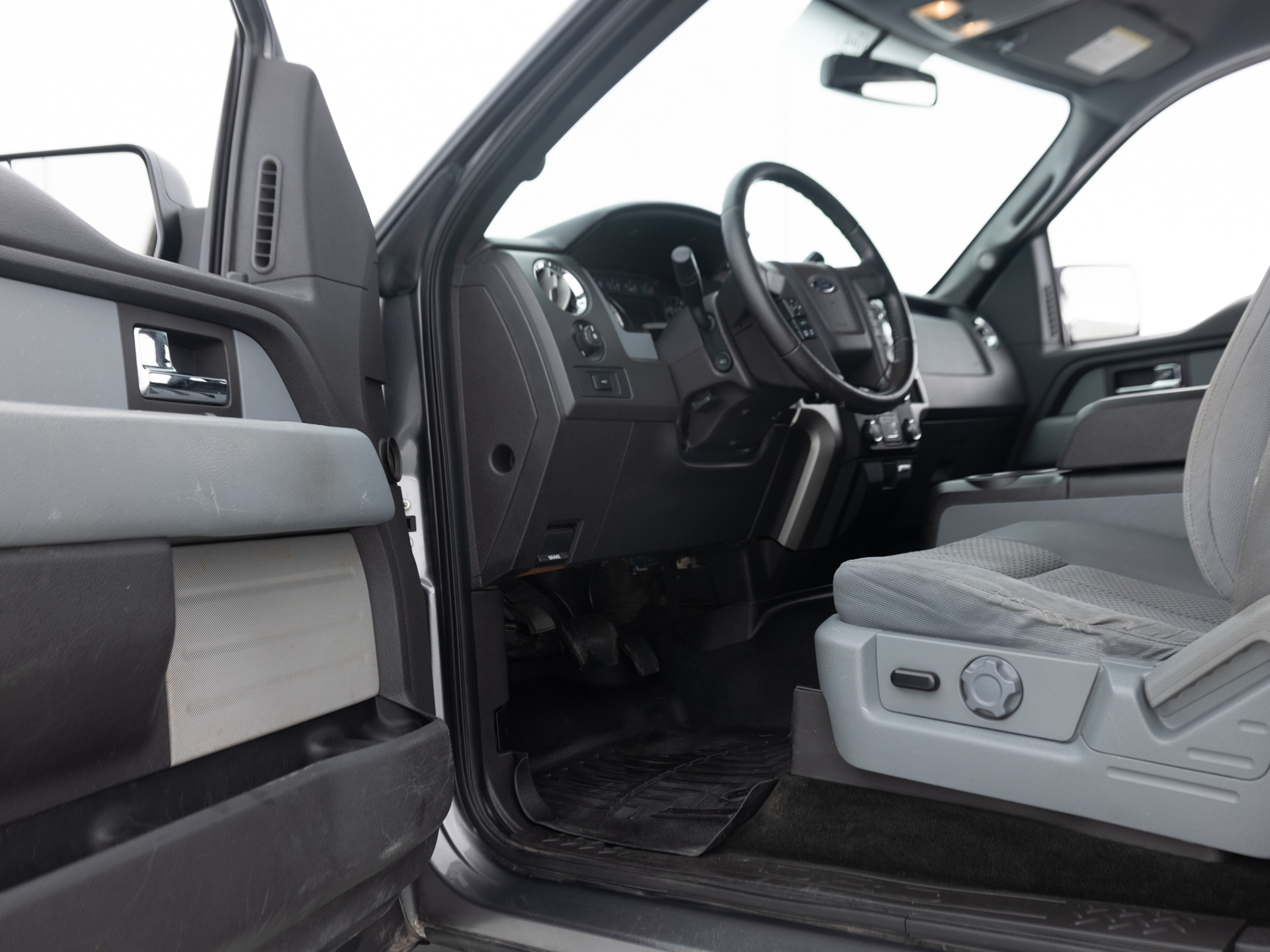 Used Gray Ford F-150 XLT-19 for Sale