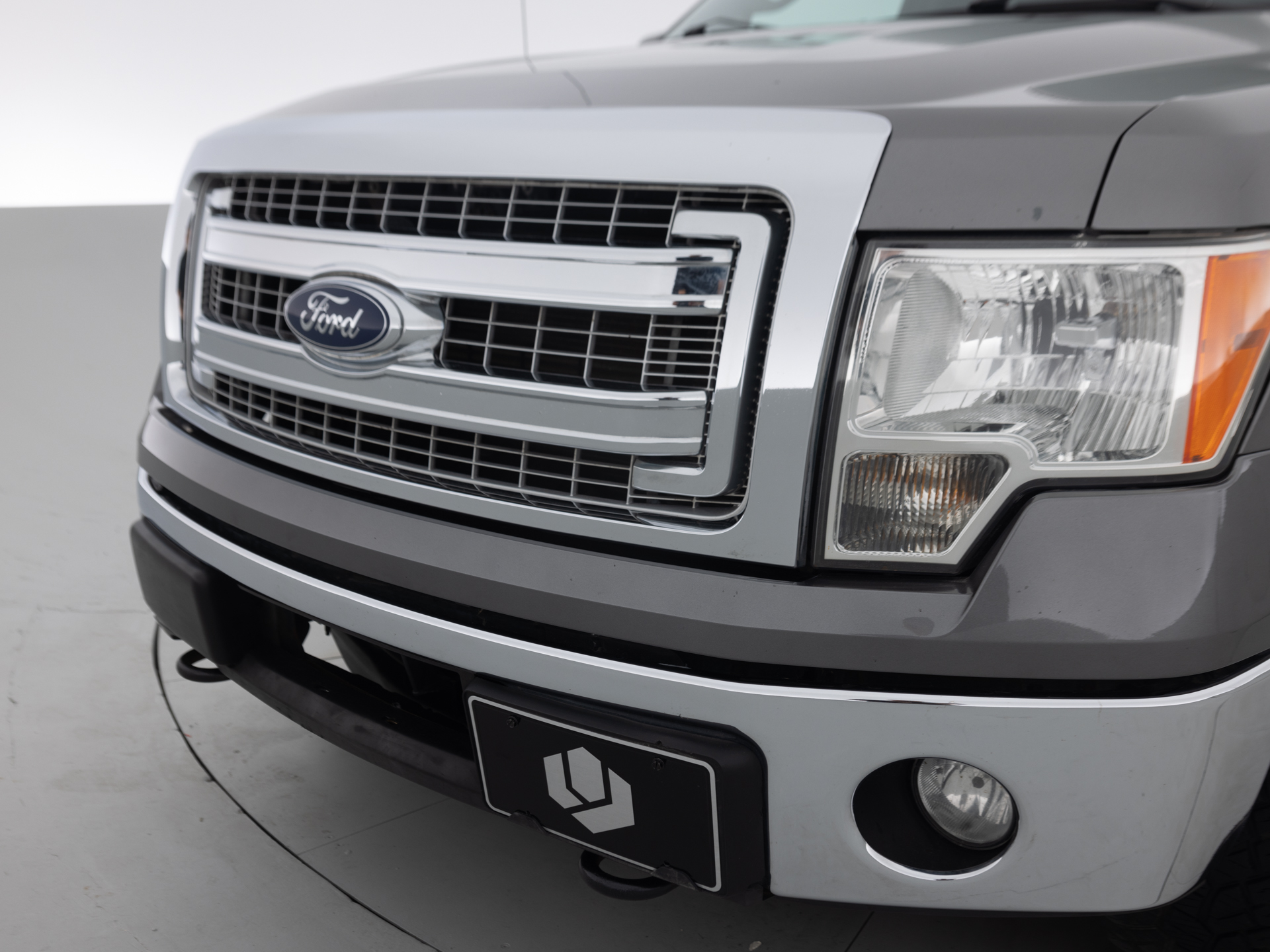 Used Gray Ford F-150 XLT-8 for Sale