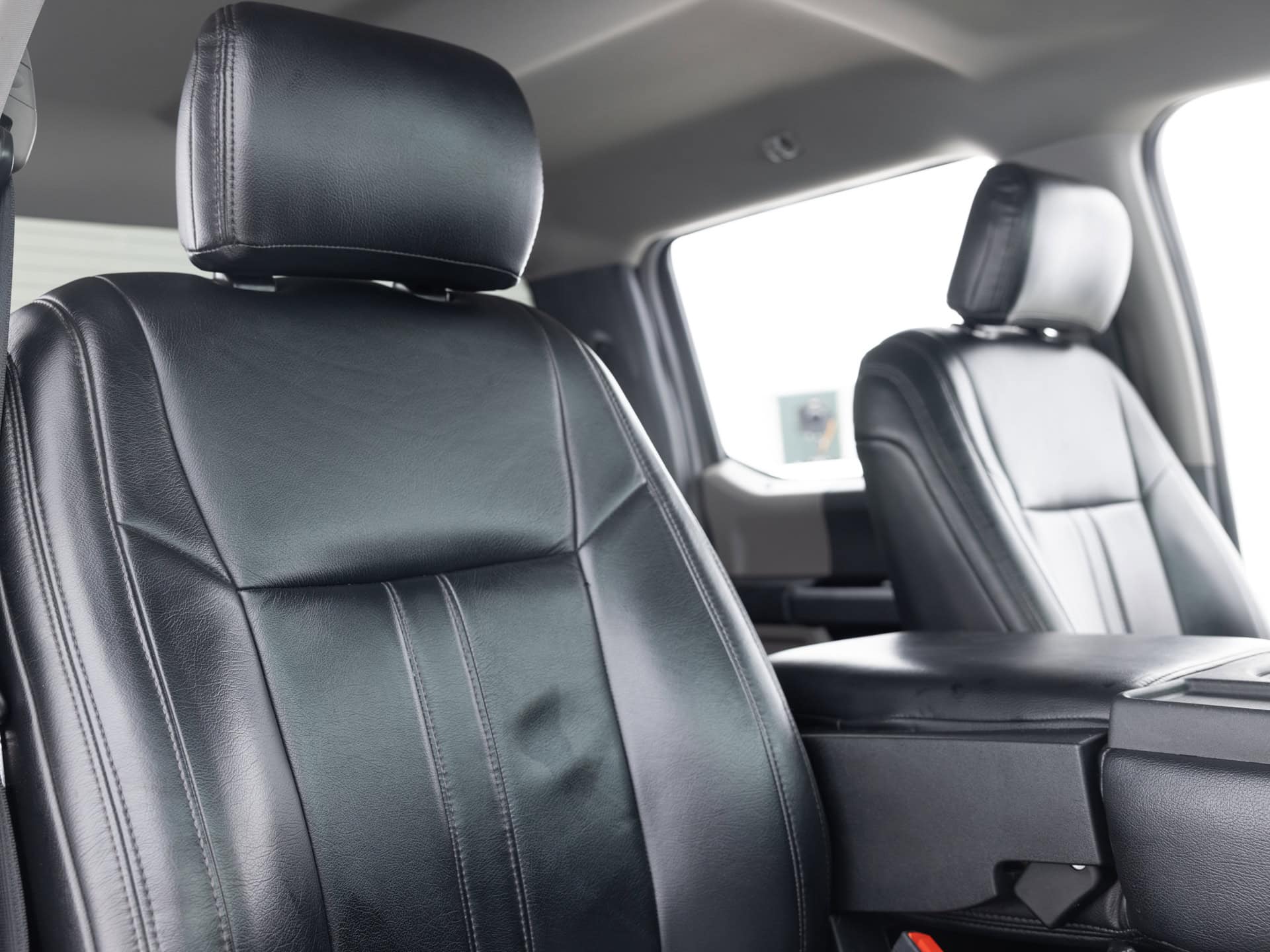 Used Gray Ford F150 Crew-22 for Sale