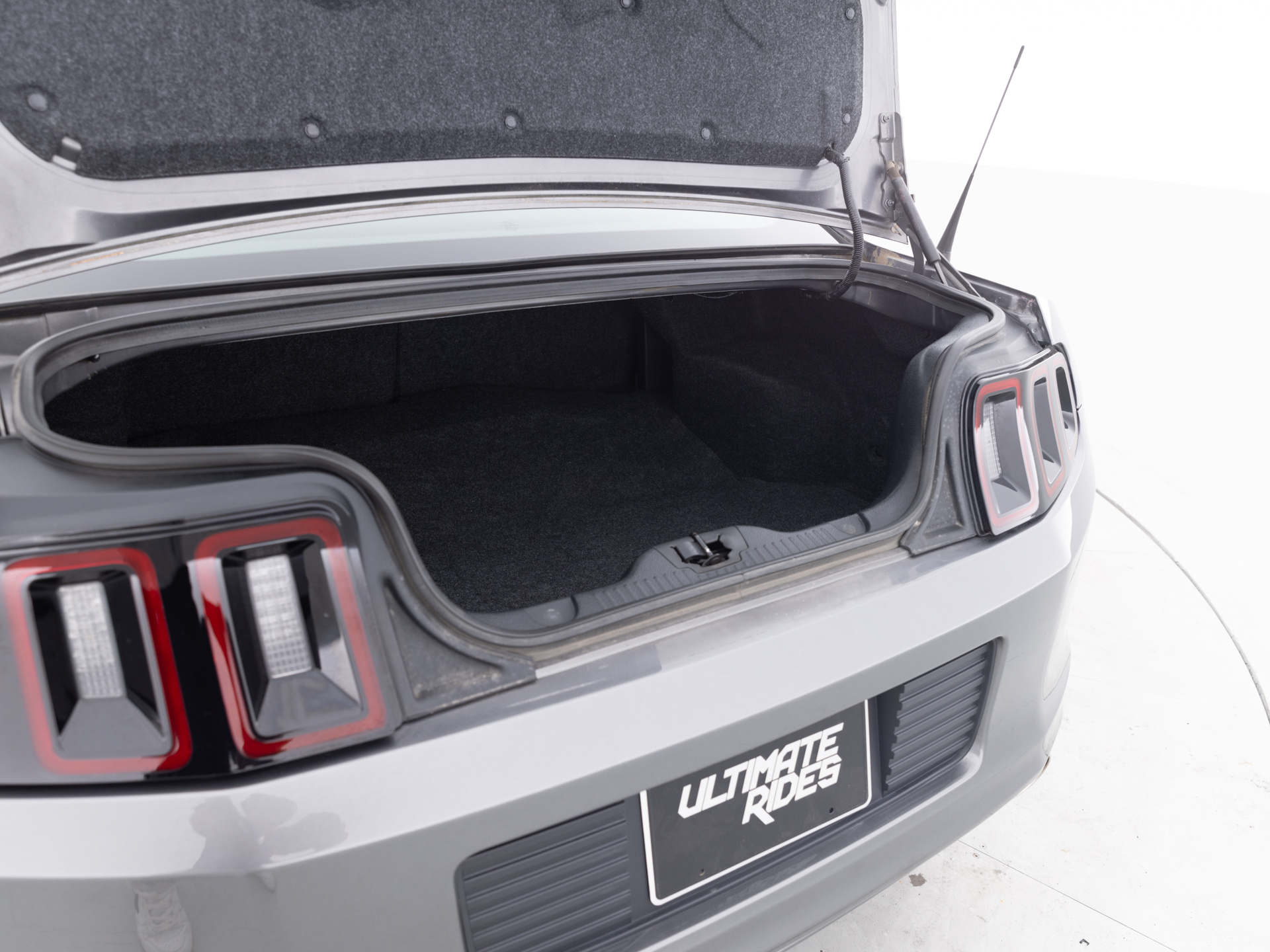 Used Gray Ford Mustang V6-24 for Sale