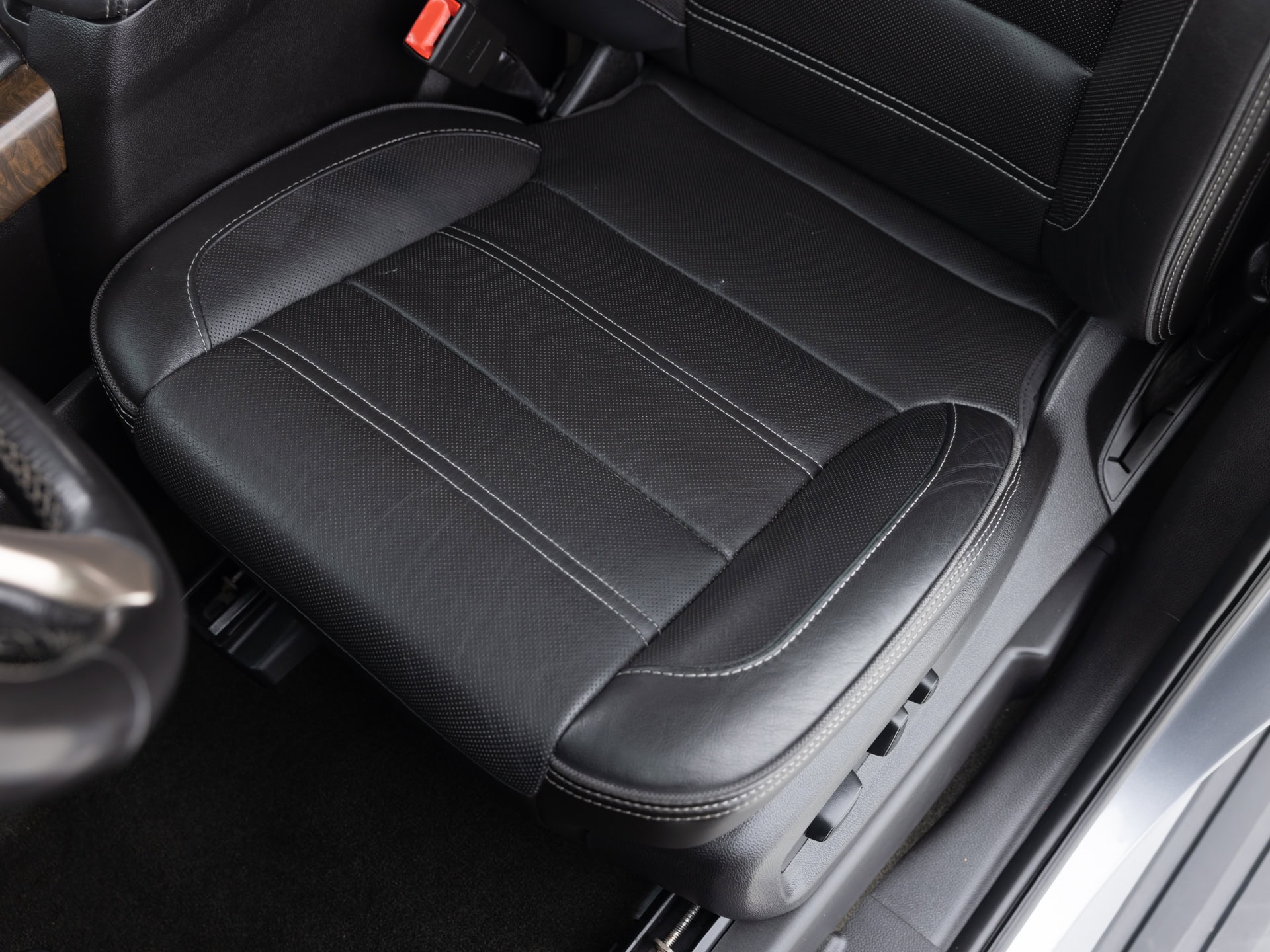 Used Gray GMC Yukon Denali-17 for Sale