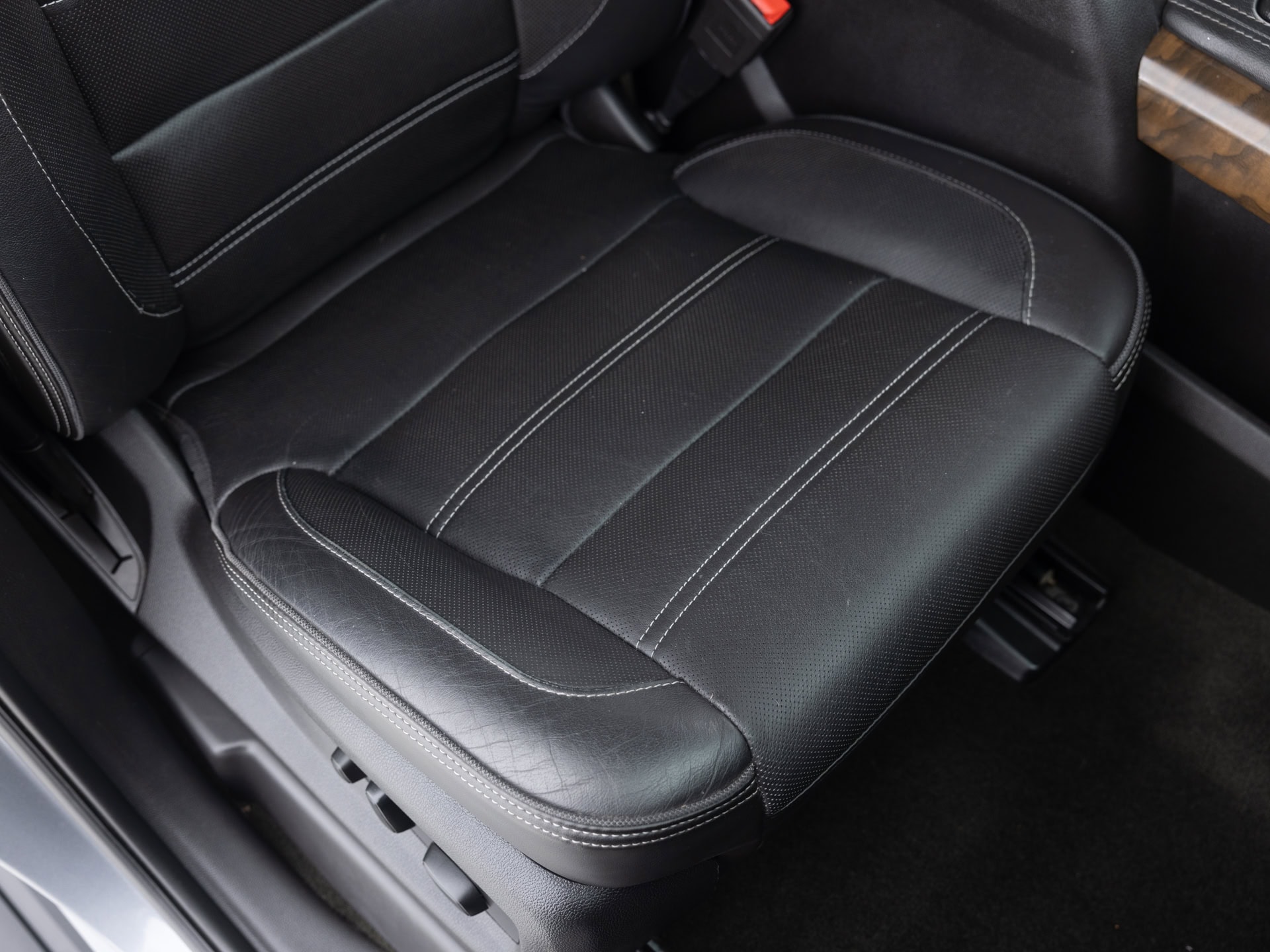 Used Gray GMC Yukon Denali-21 for Sale