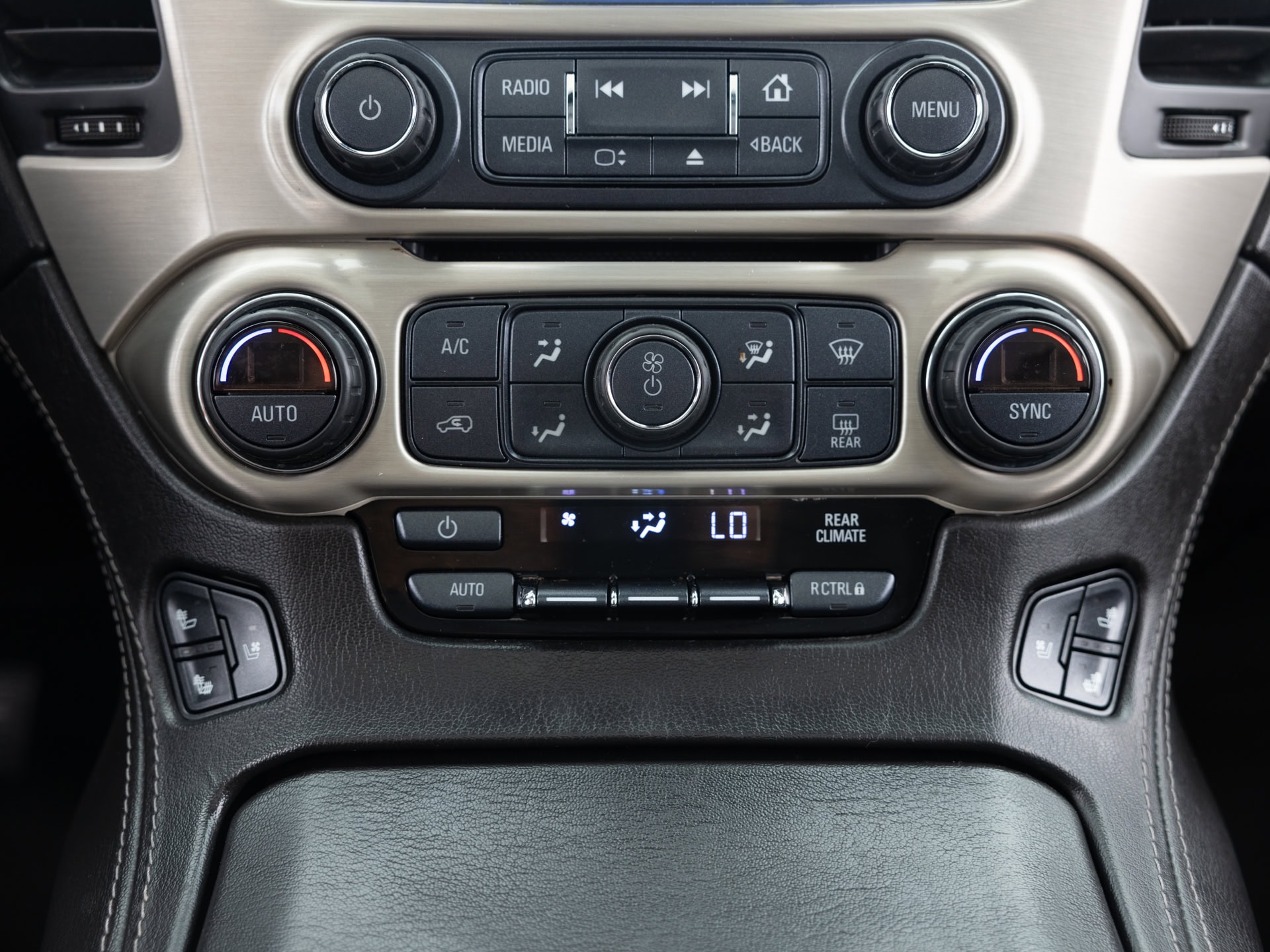 Used Gray GMC Yukon Denali-34 for Sale