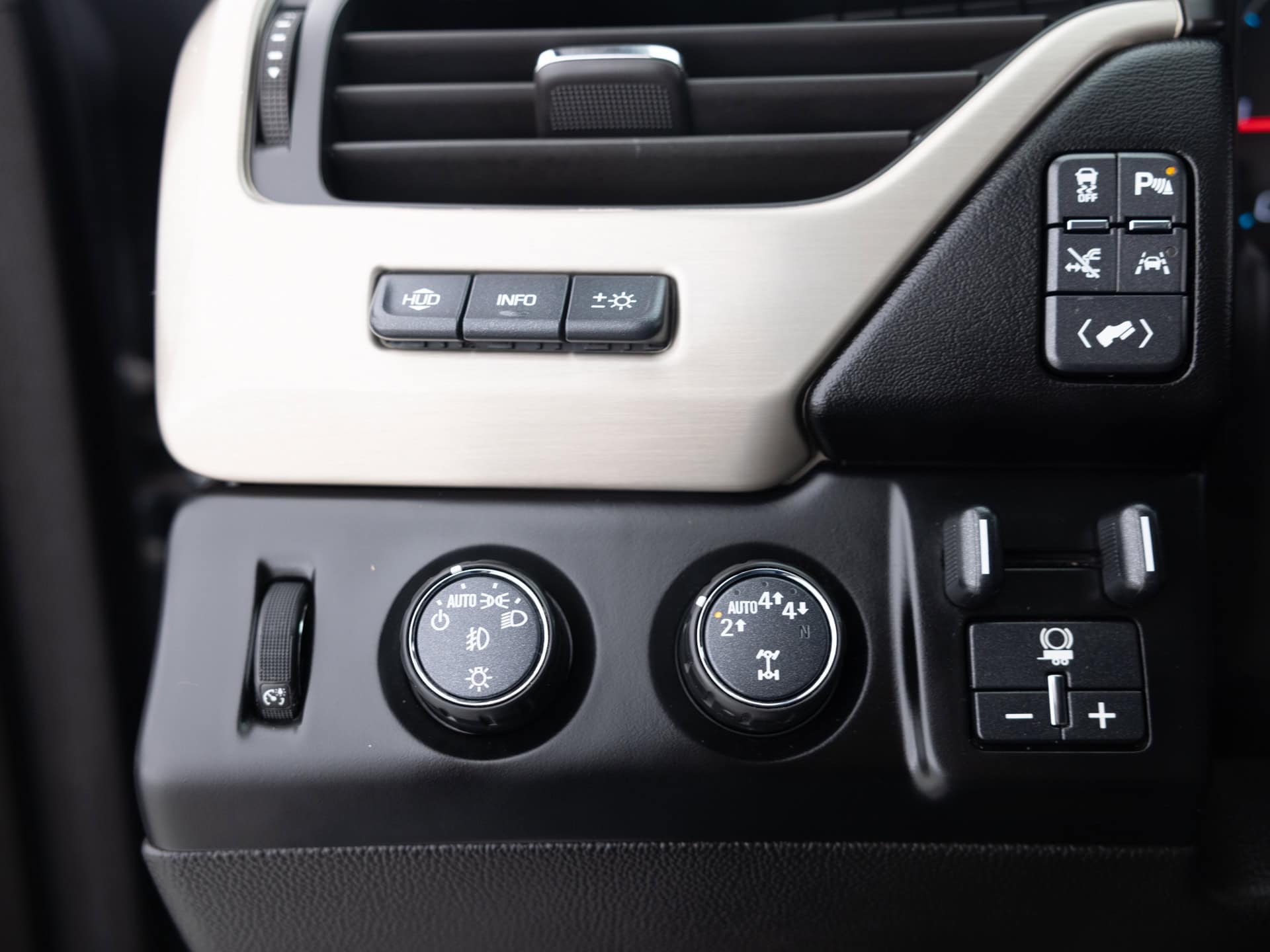 Used Gray GMC Yukon Denali-35 for Sale