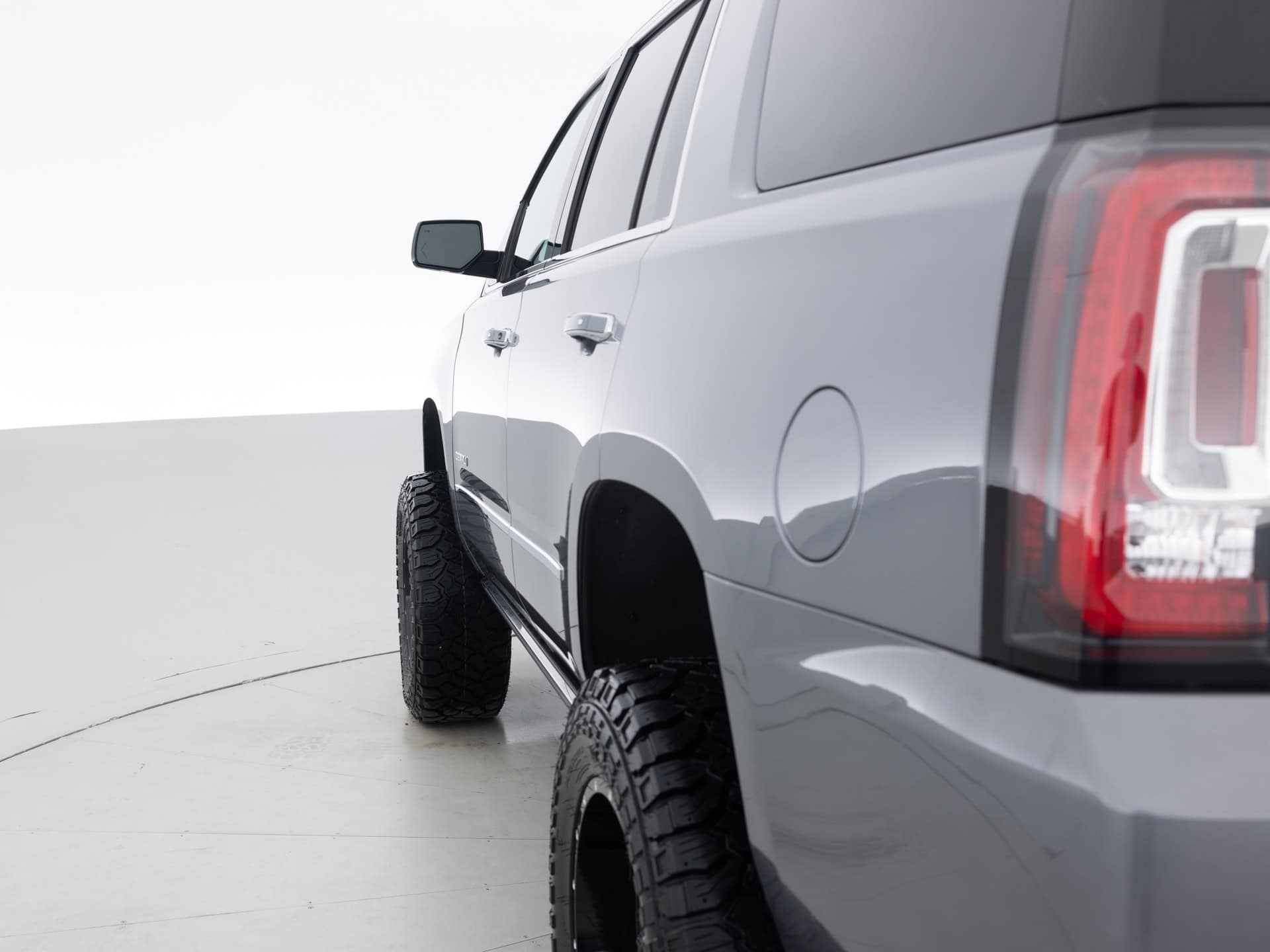 Used Gray GMC Yukon Denali-6 for Sale