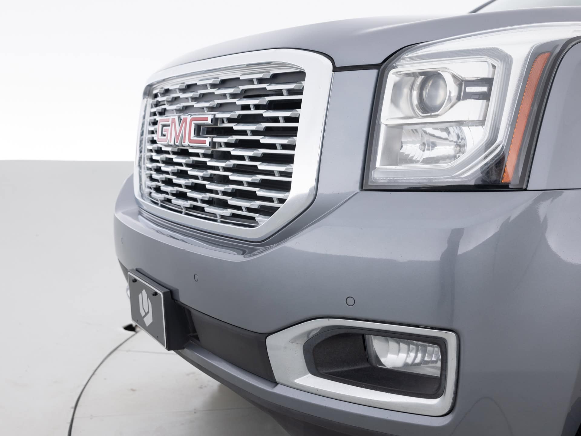 Used Gray GMC Yukon Denali-7 for Sale