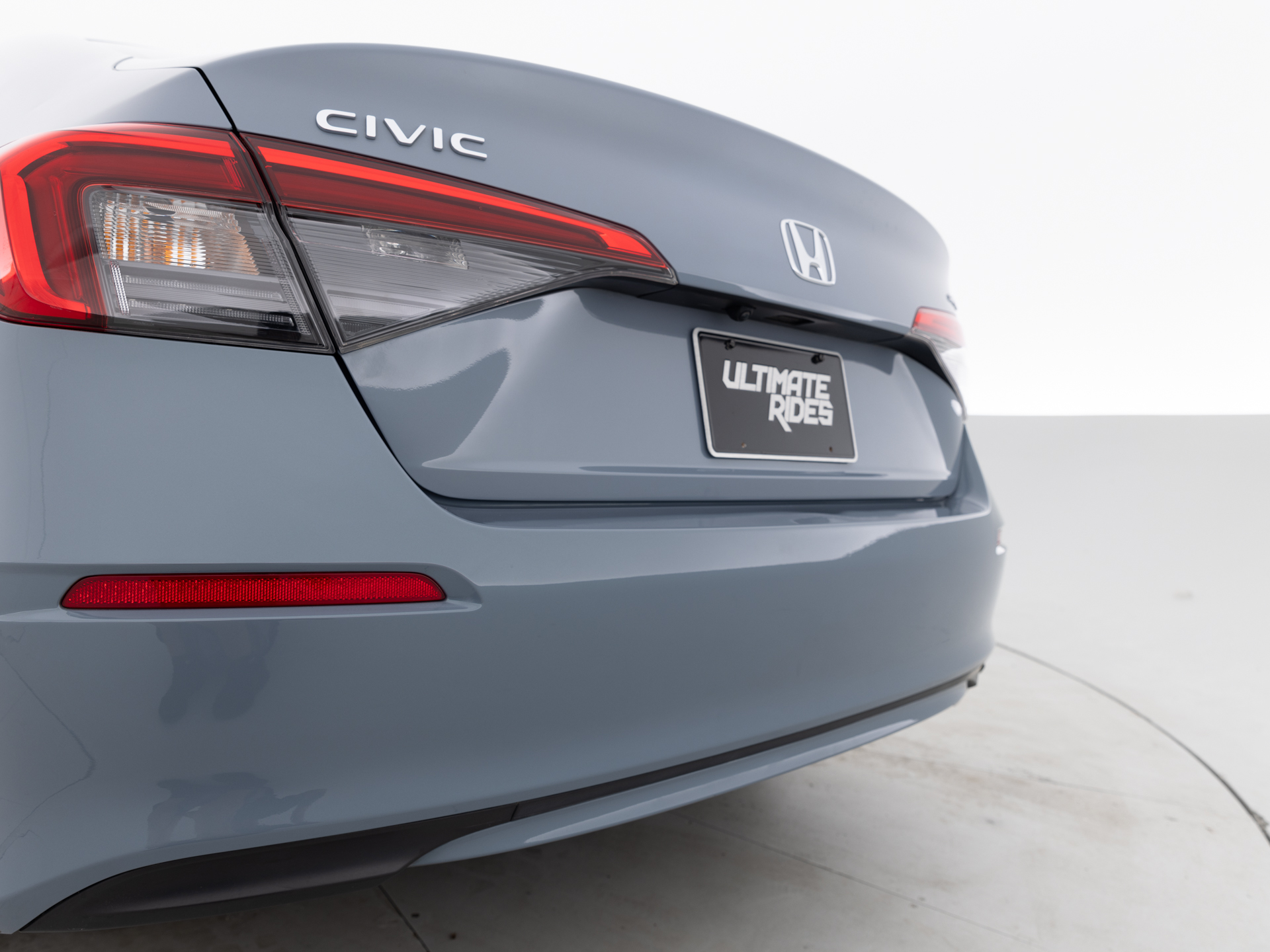Used Gray Honda Civic-7 for Sale