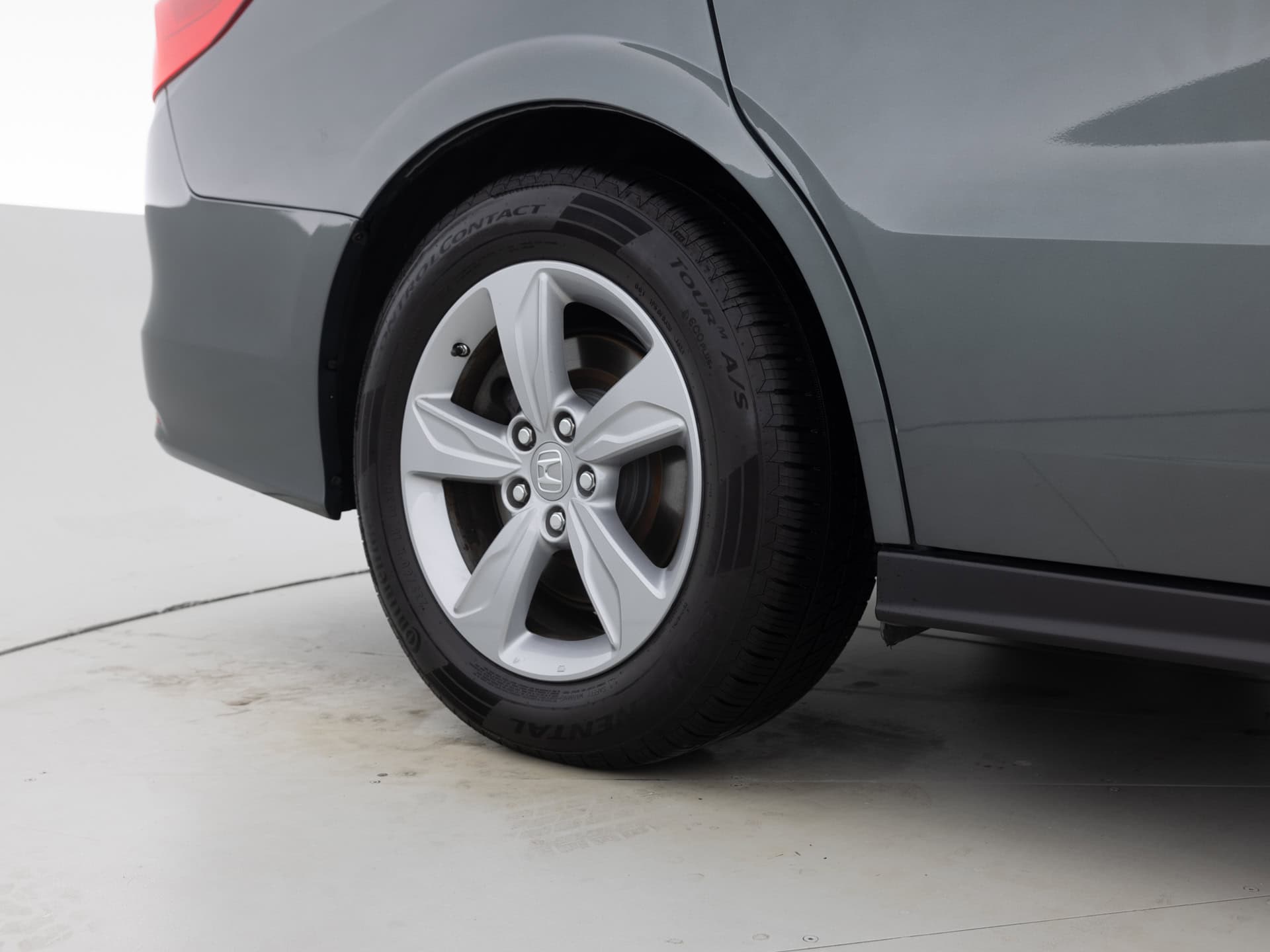 Used Gray Honda Odyssey EXL-11 for Sale