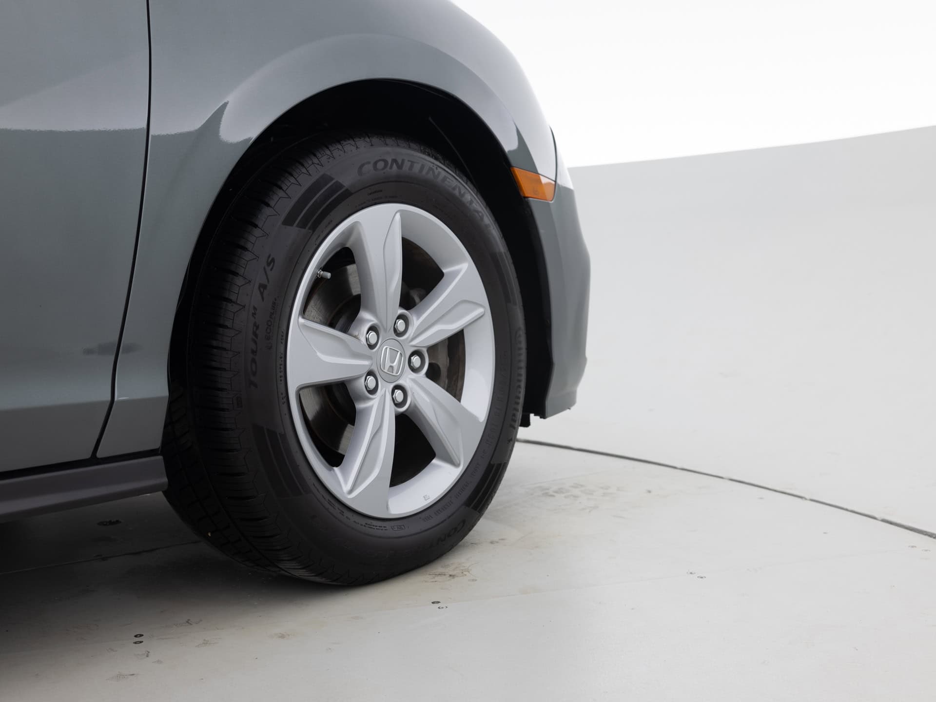 Used Gray Honda Odyssey EXL-12 for Sale