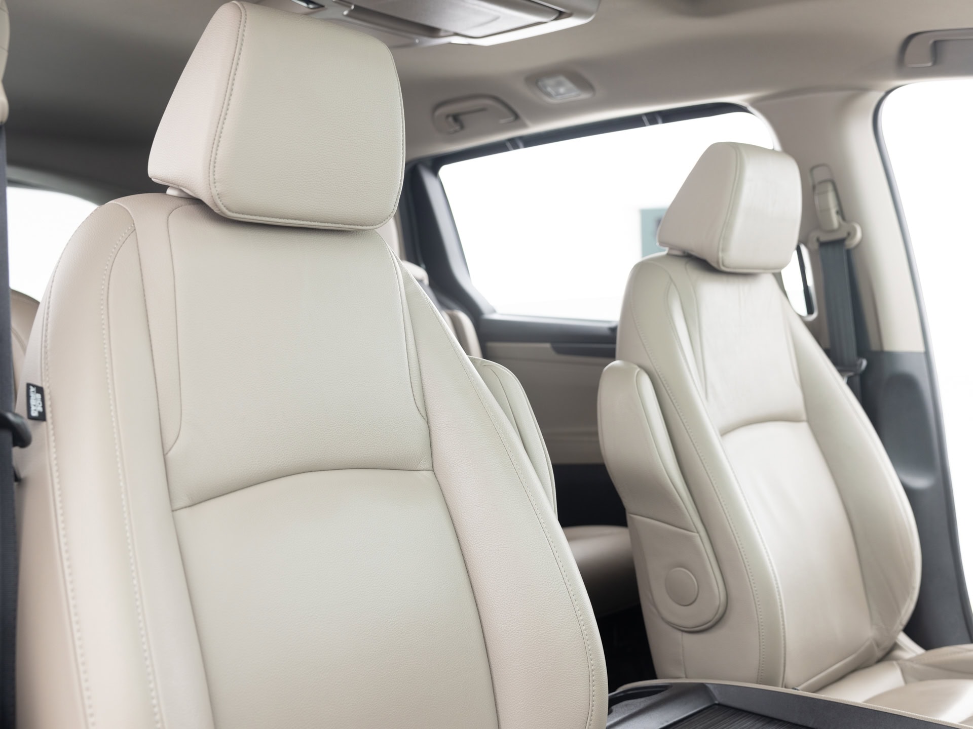 Used Gray Honda Odyssey EXL-18 for Sale