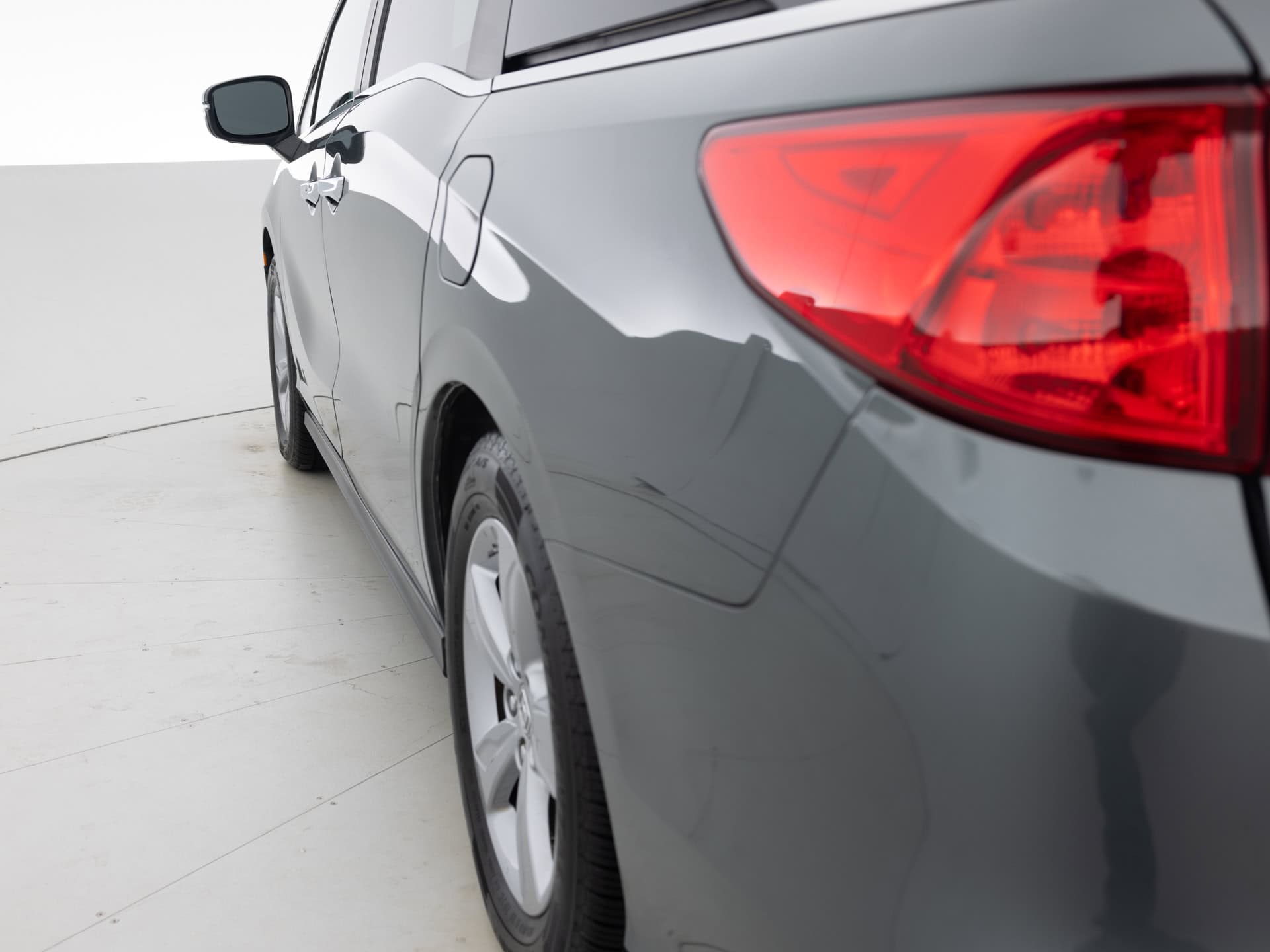 Used Gray Honda Odyssey EXL-6 for Sale