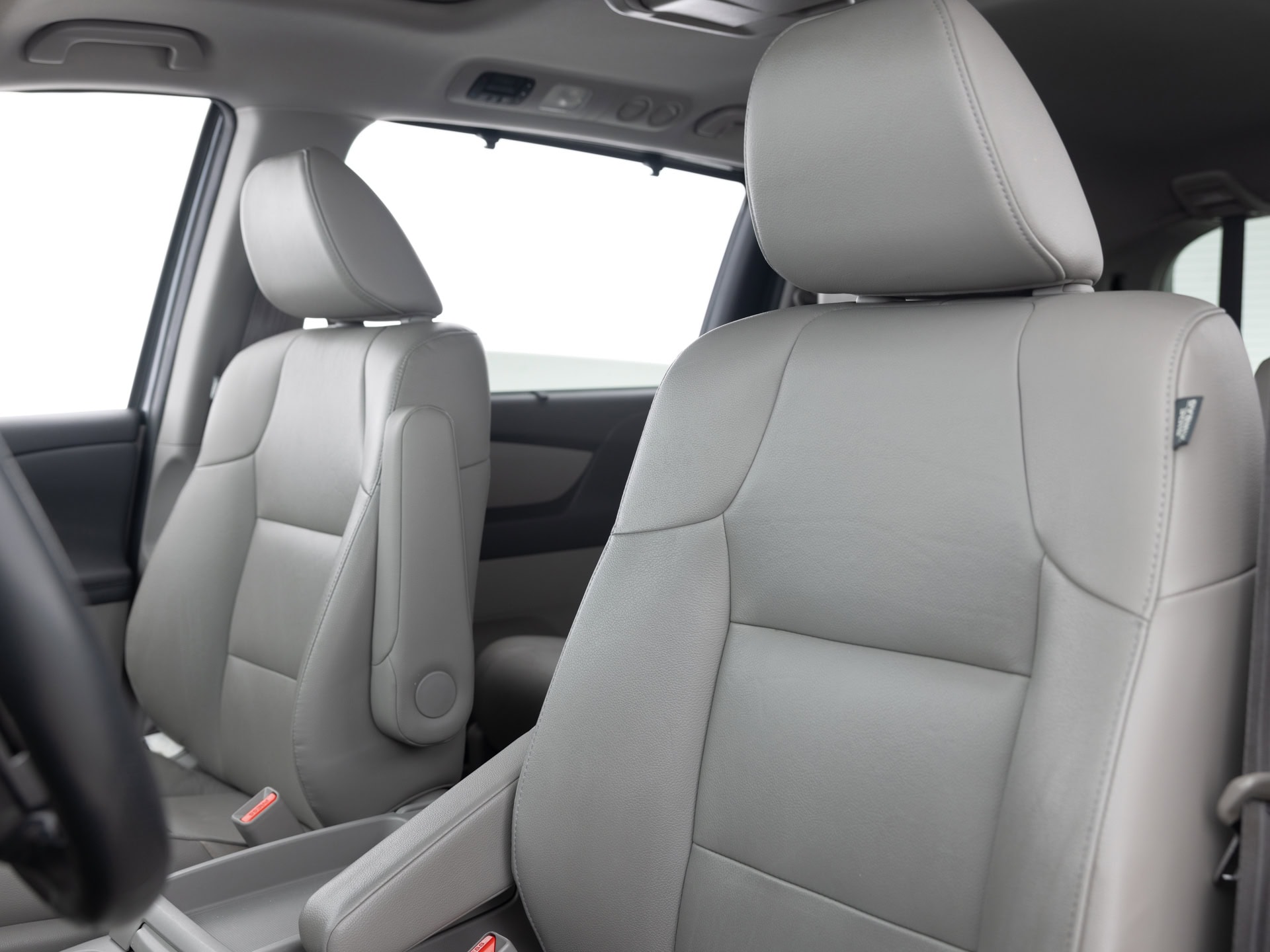 Used Gray Honda Odyssey Town & Country-14 for Sale