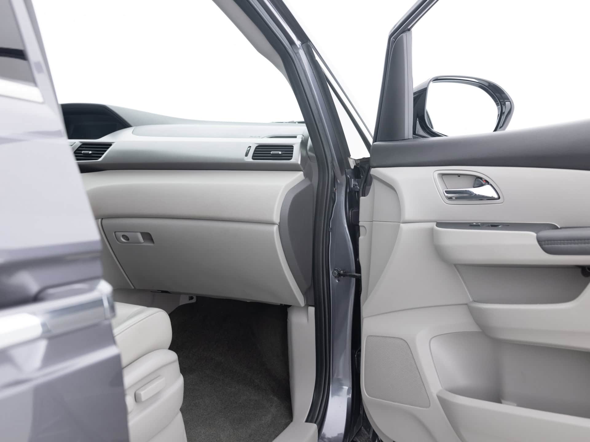 Used Gray Honda Odyssey Town & Country-20 for Sale