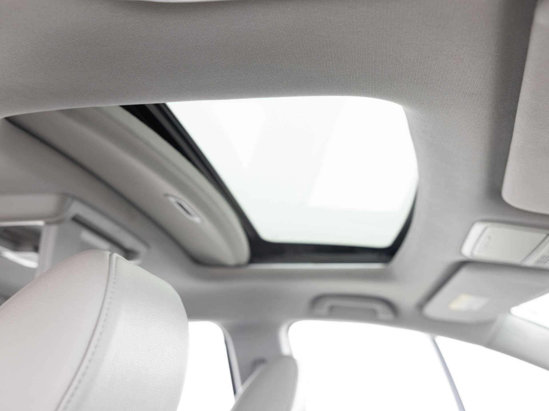 Used Gray Honda Odyssey Town & Country-25 for Sale