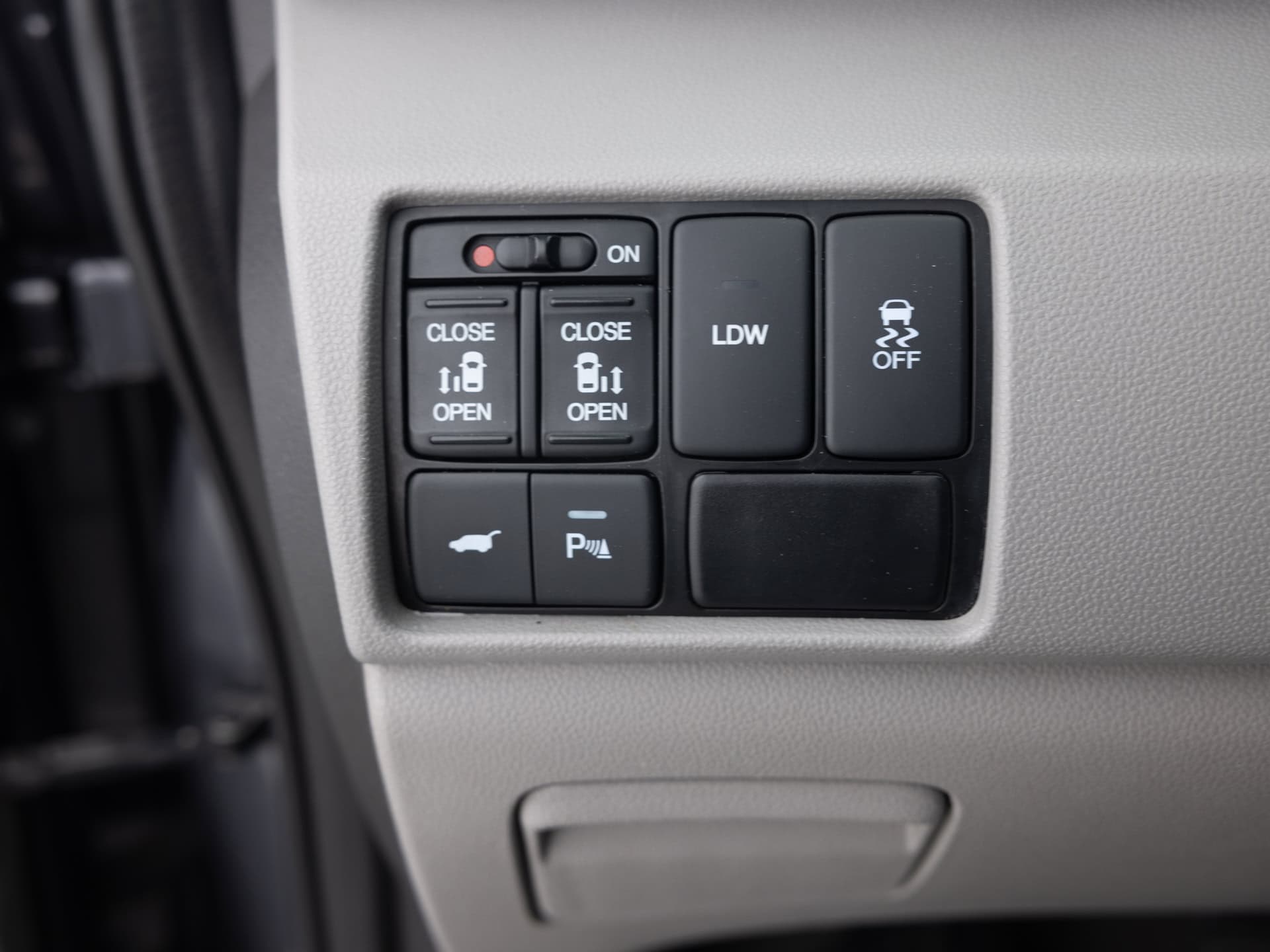 Used Gray Honda Odyssey Town & Country-31 for Sale