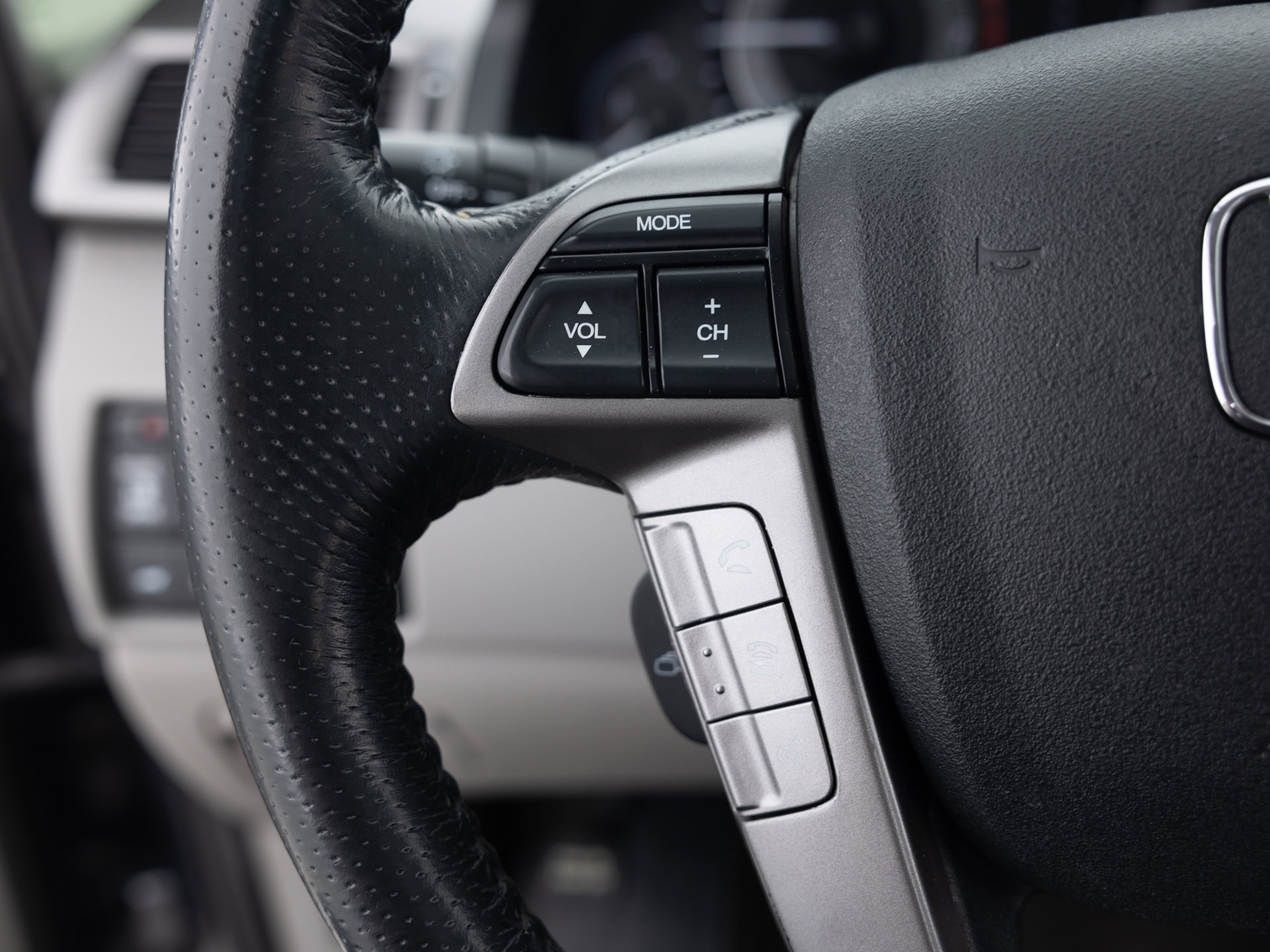 Used Gray Honda Odyssey Town & Country-32 for Sale