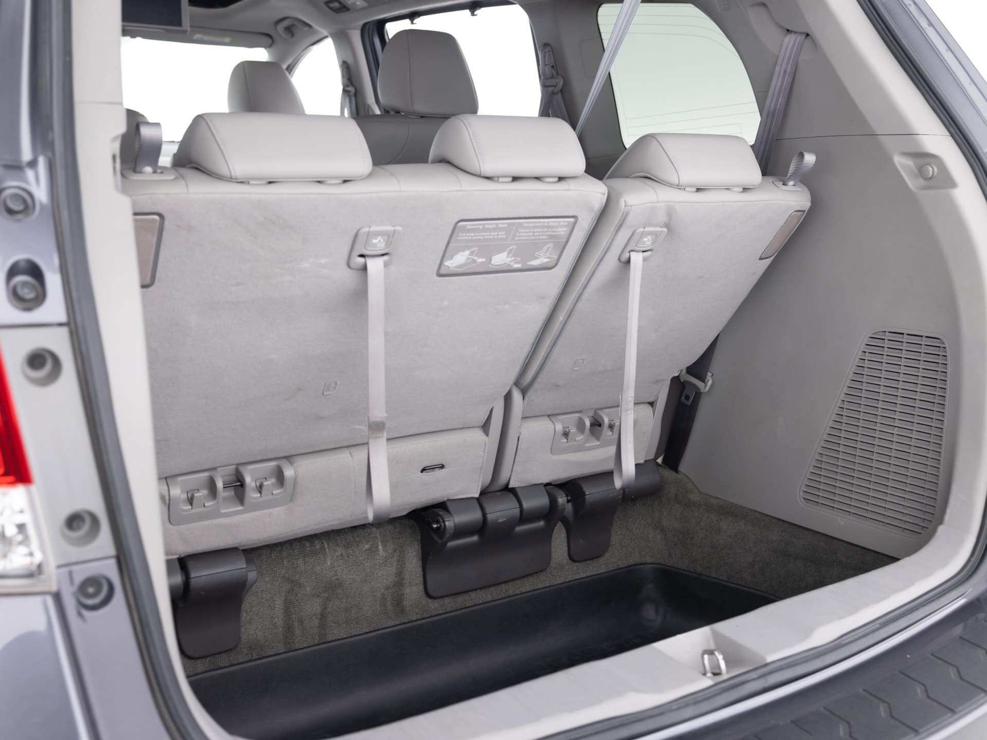 Used Gray Honda Odyssey Town & Country-35 for Sale