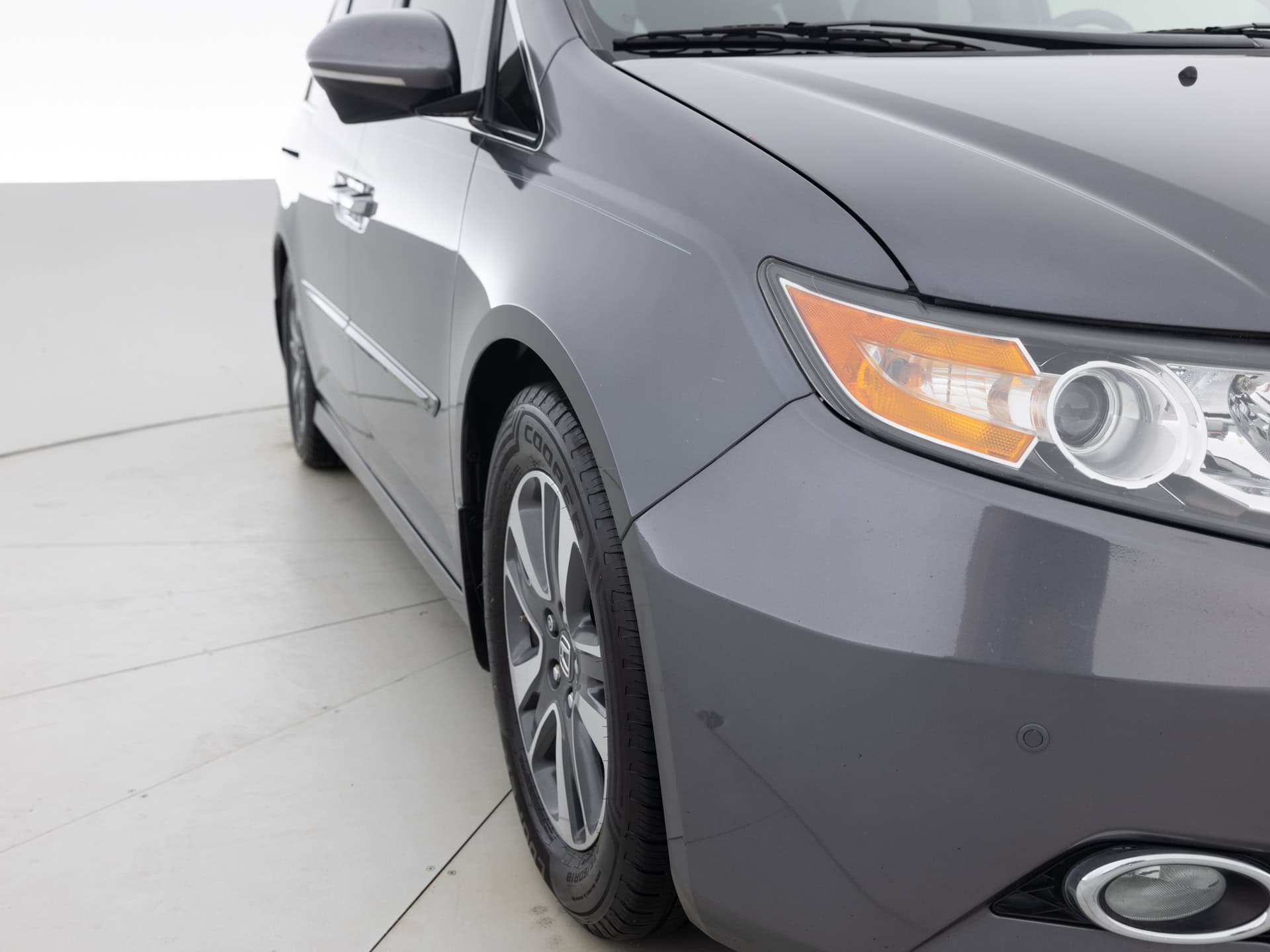 Used Gray Honda Odyssey Town & Country-4 for Sale