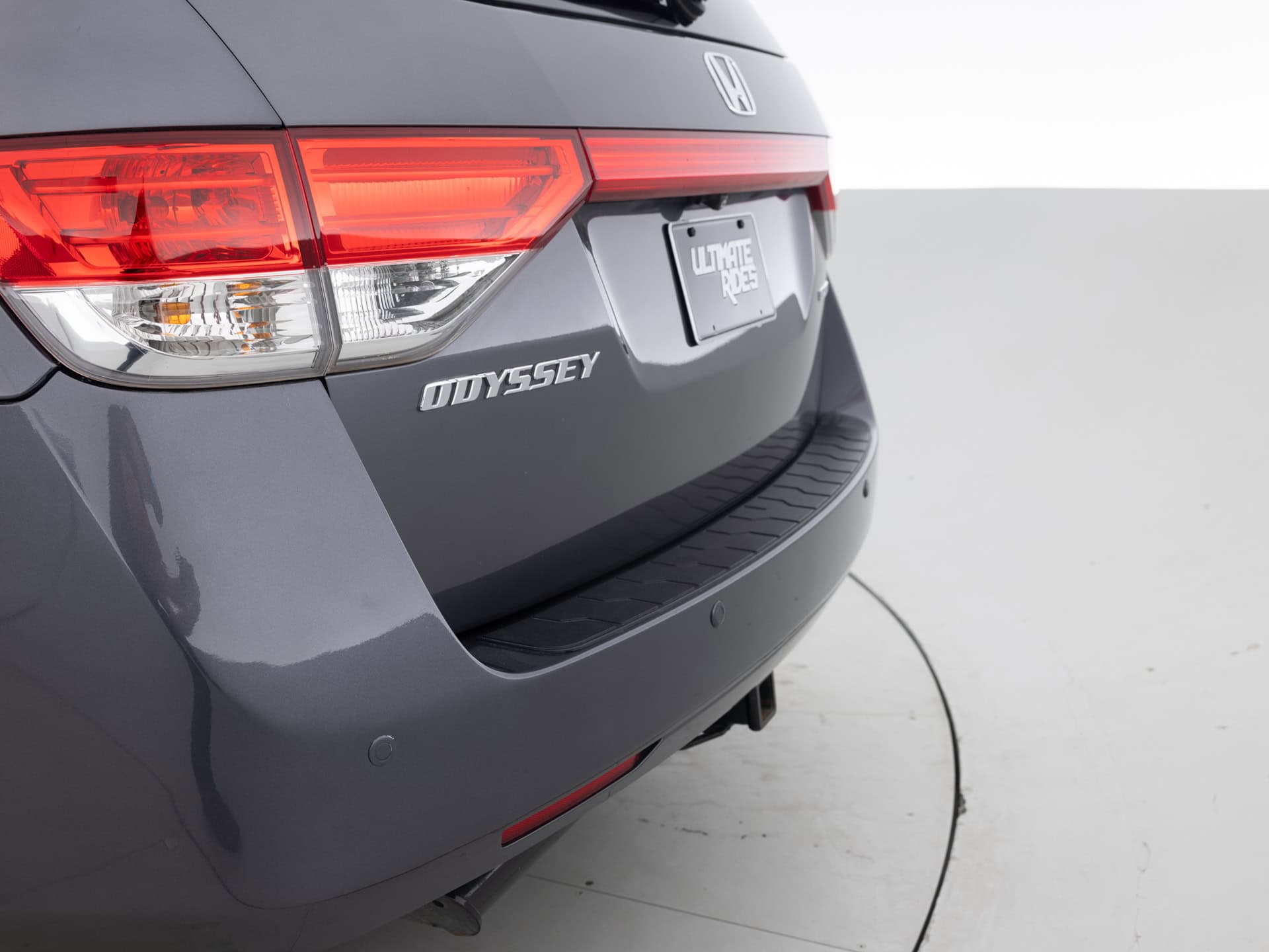 Used Gray Honda Odyssey Town & Country-8 for Sale