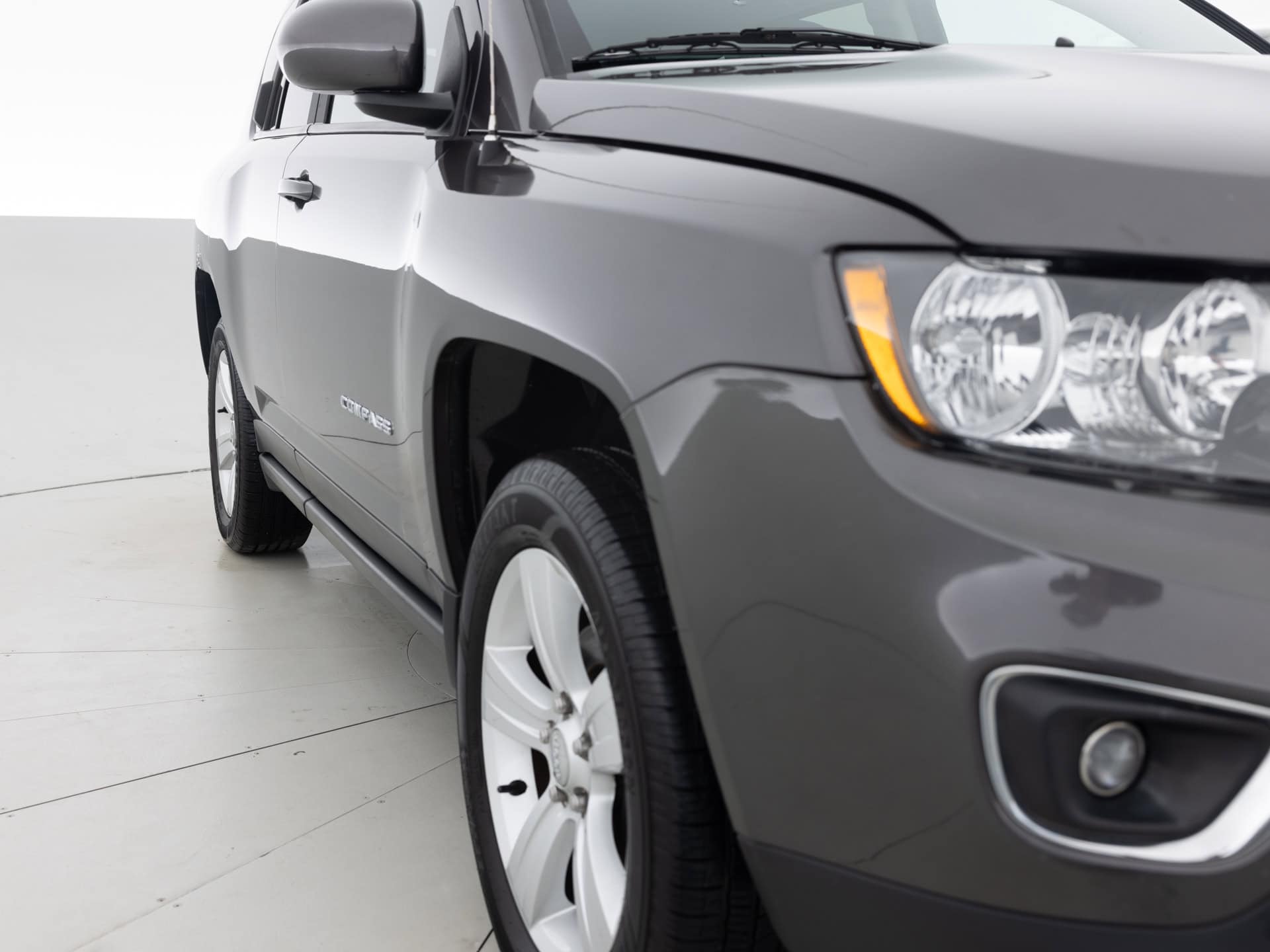 Used Gray Jeep Compass-2 for Sale