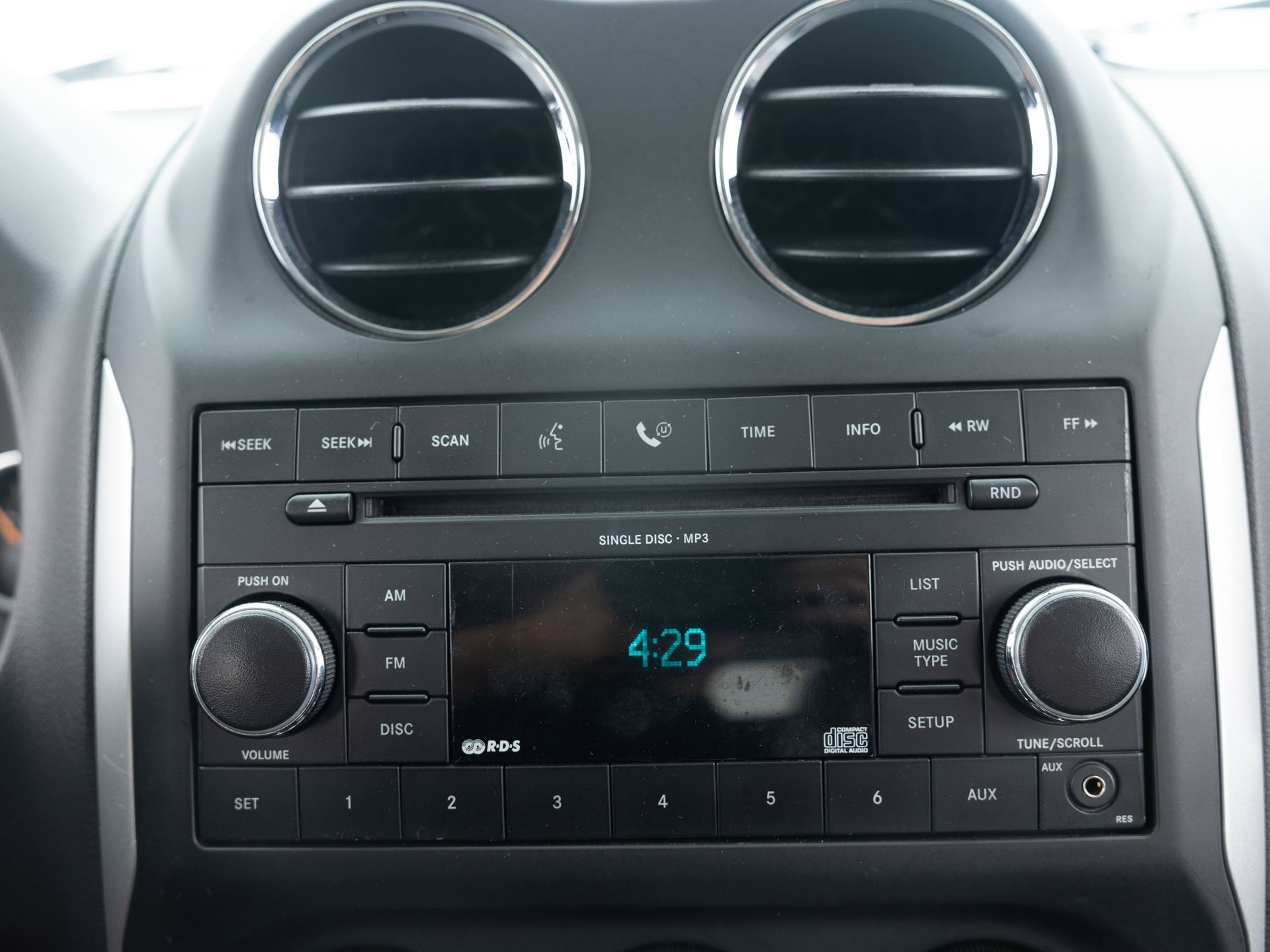 Used Gray Jeep Compass-25 for Sale