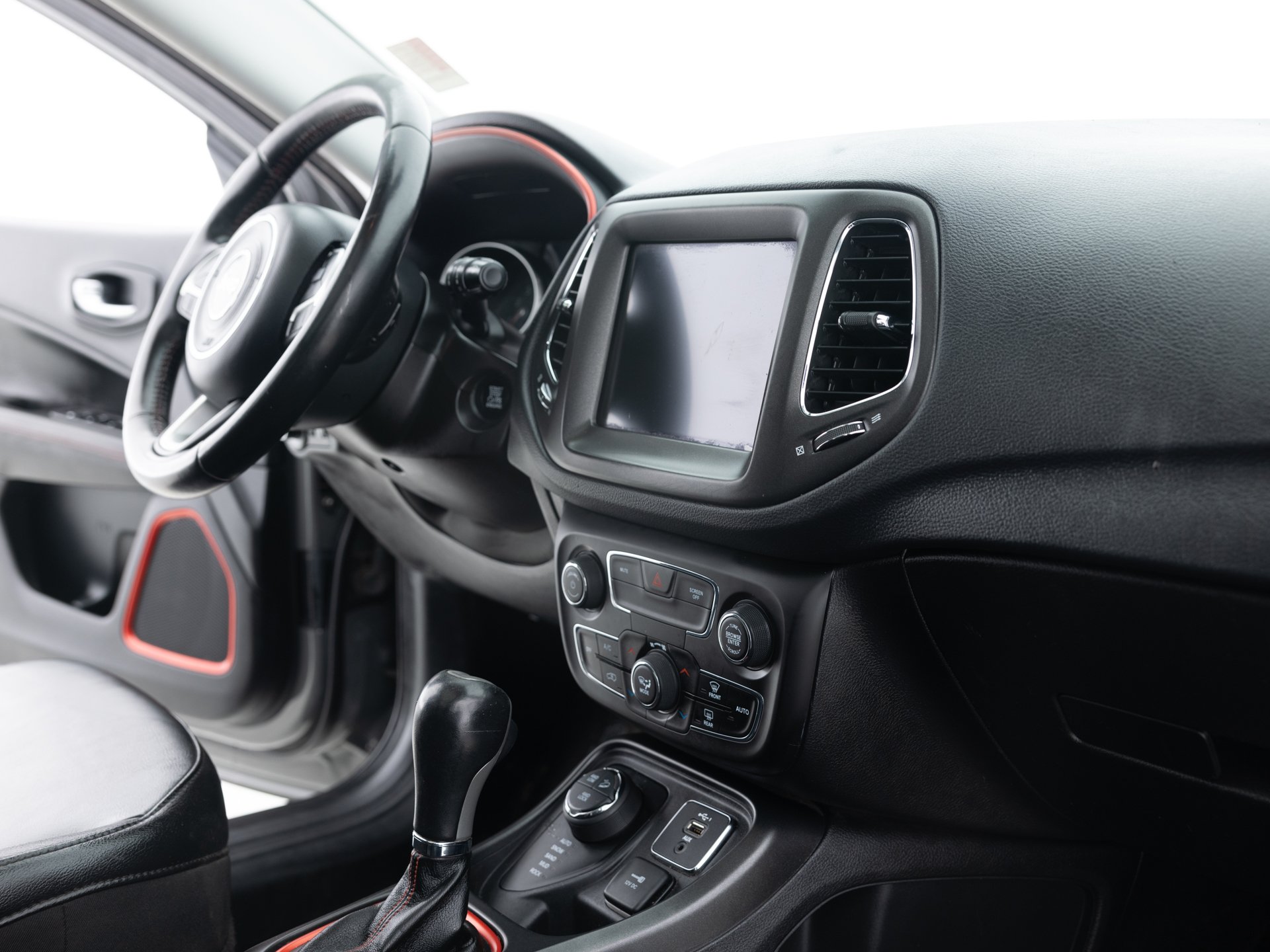 gray jeep compass trailhawk 19