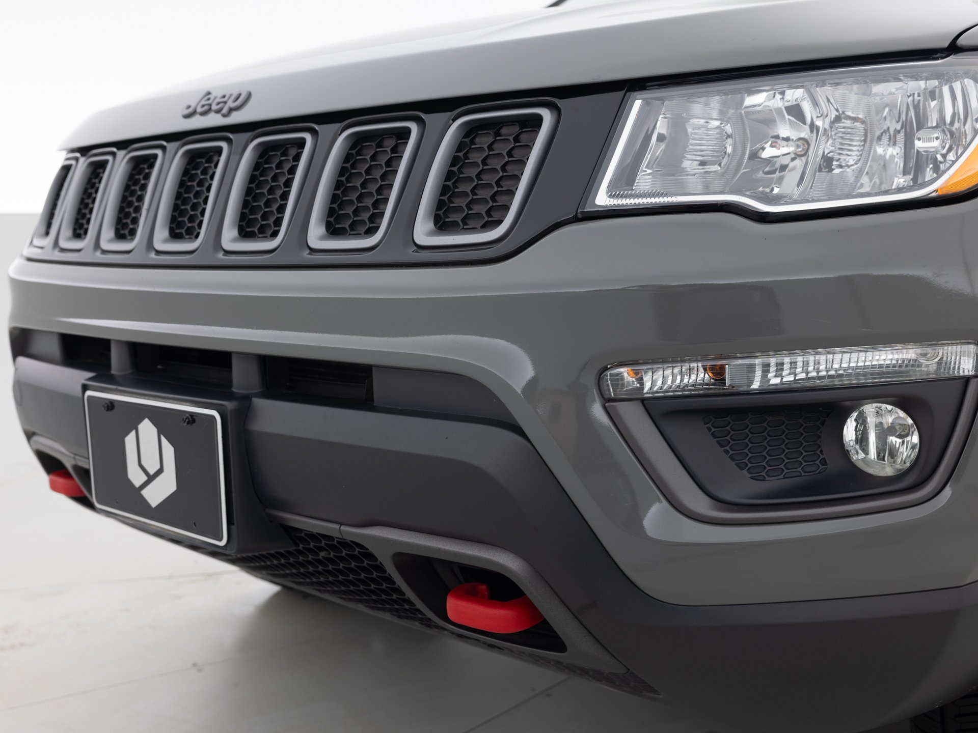 gray jeep compass trailhawk 7