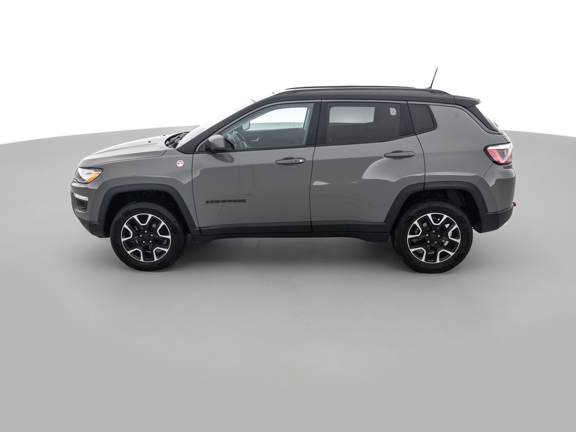 gray jeep compass trailhawk 7