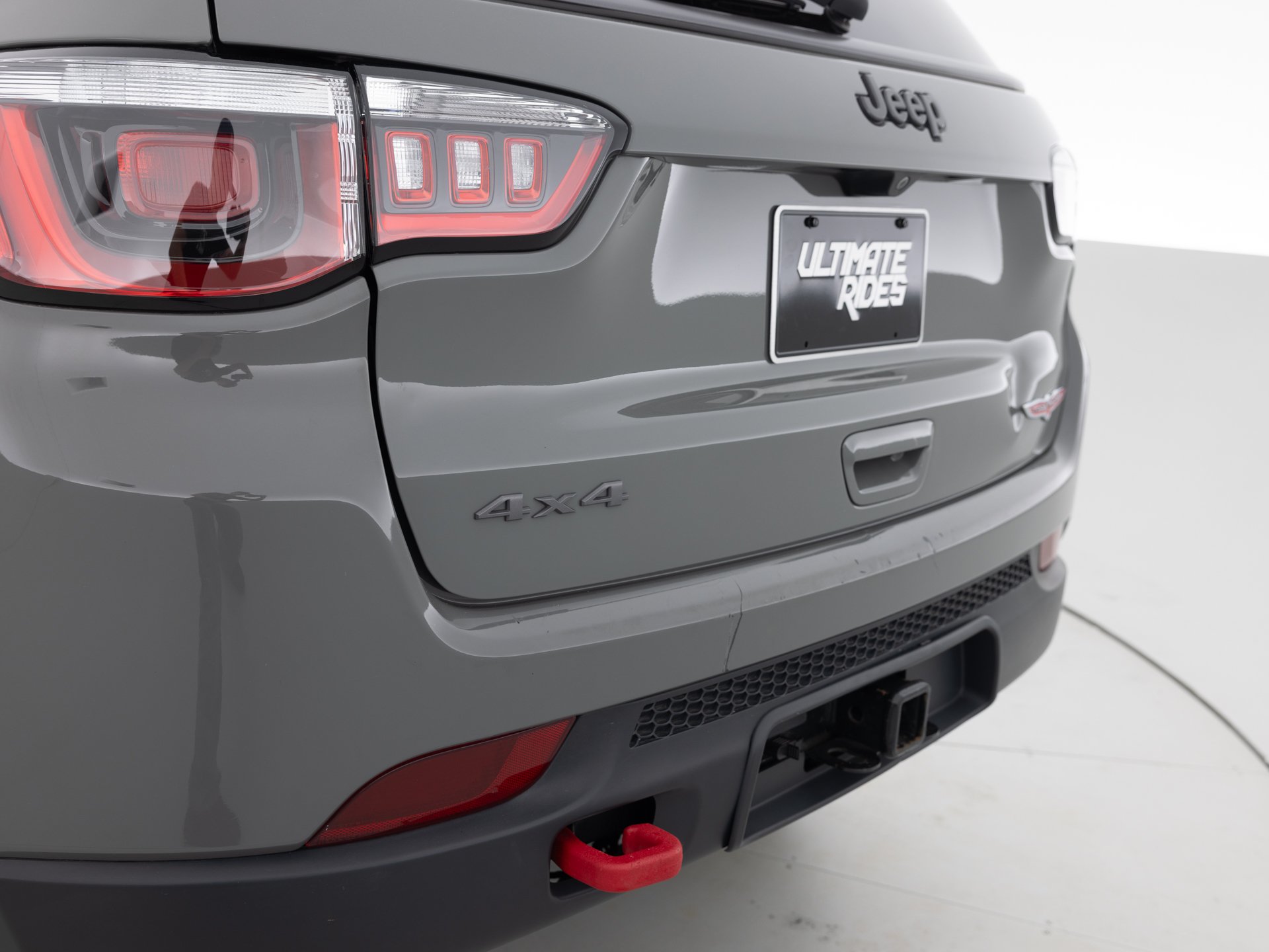 gray jeep compass trailhawk 8