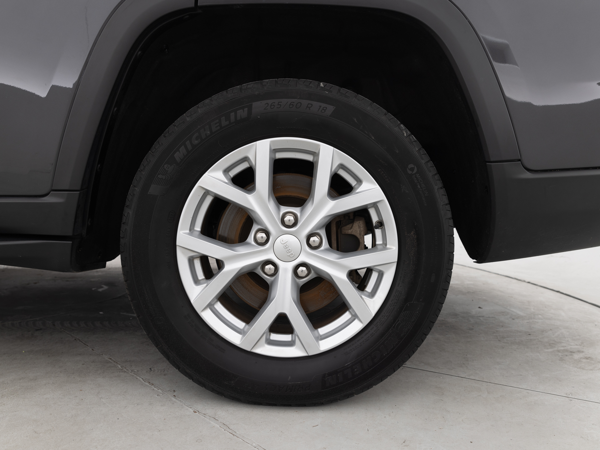 Used Gray Jeep Grand Cherokee Limited-10 for Sale