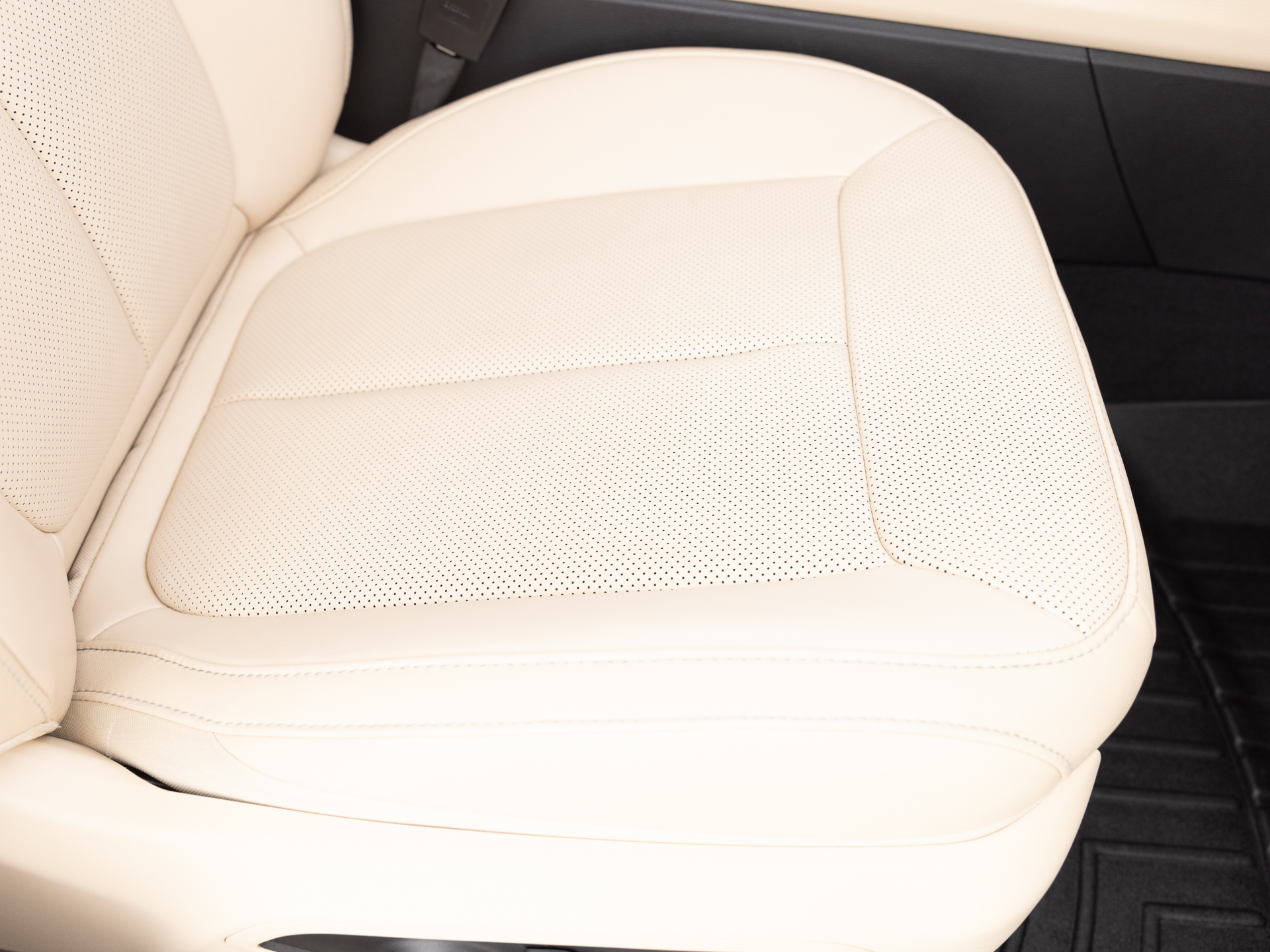 Used Gray Jeep Grand Cherokee Limited-17 for Sale