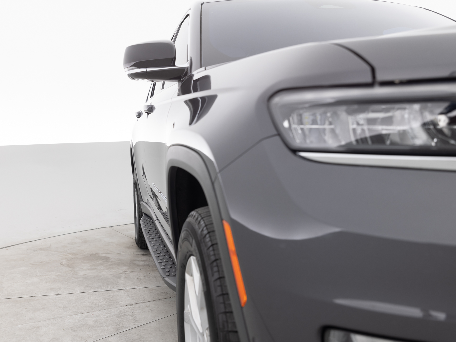 Used Gray Jeep Grand Cherokee Limited-4 for Sale