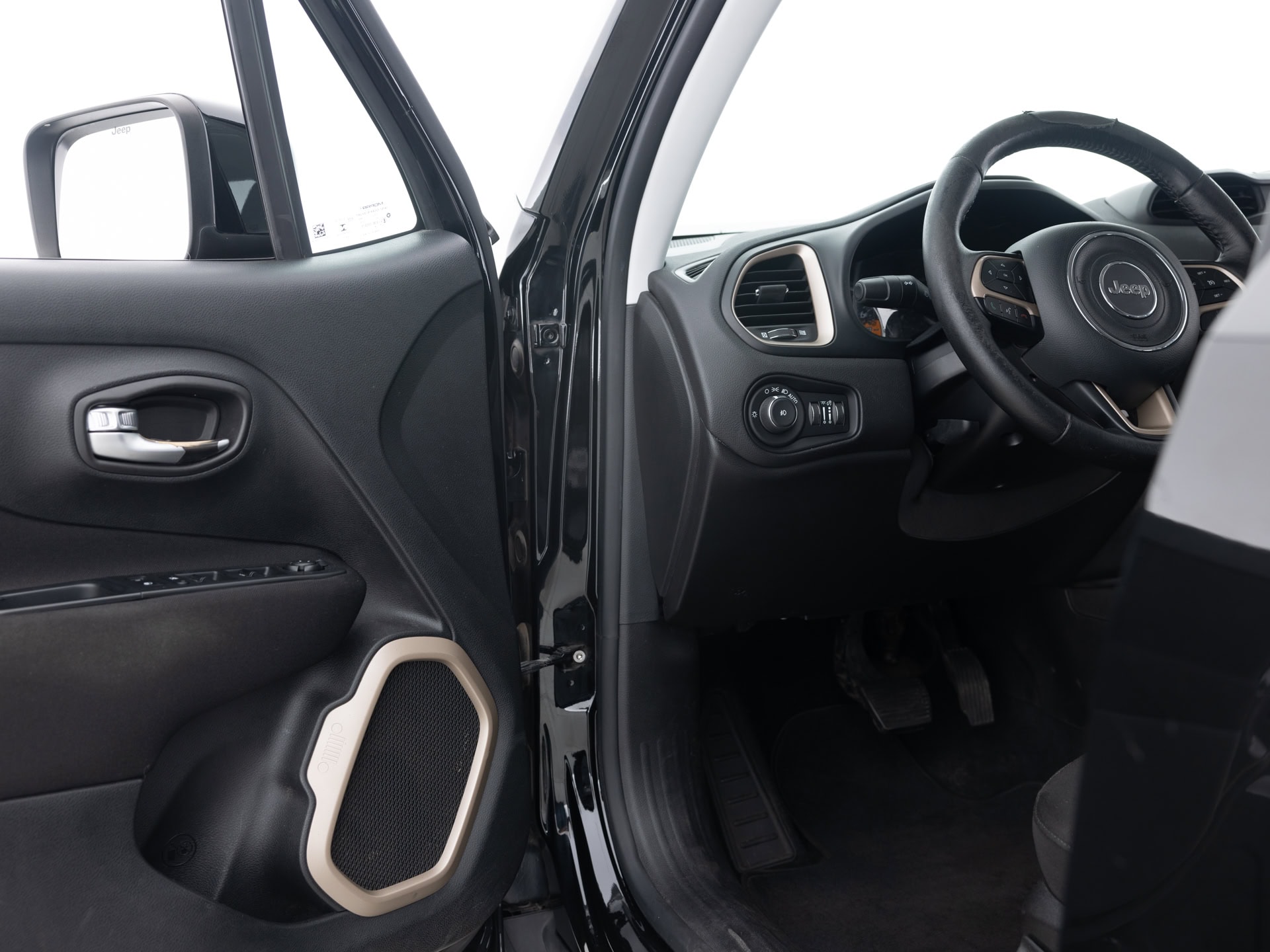 Used Gray Jeep Renegade Lat-16 for Sale