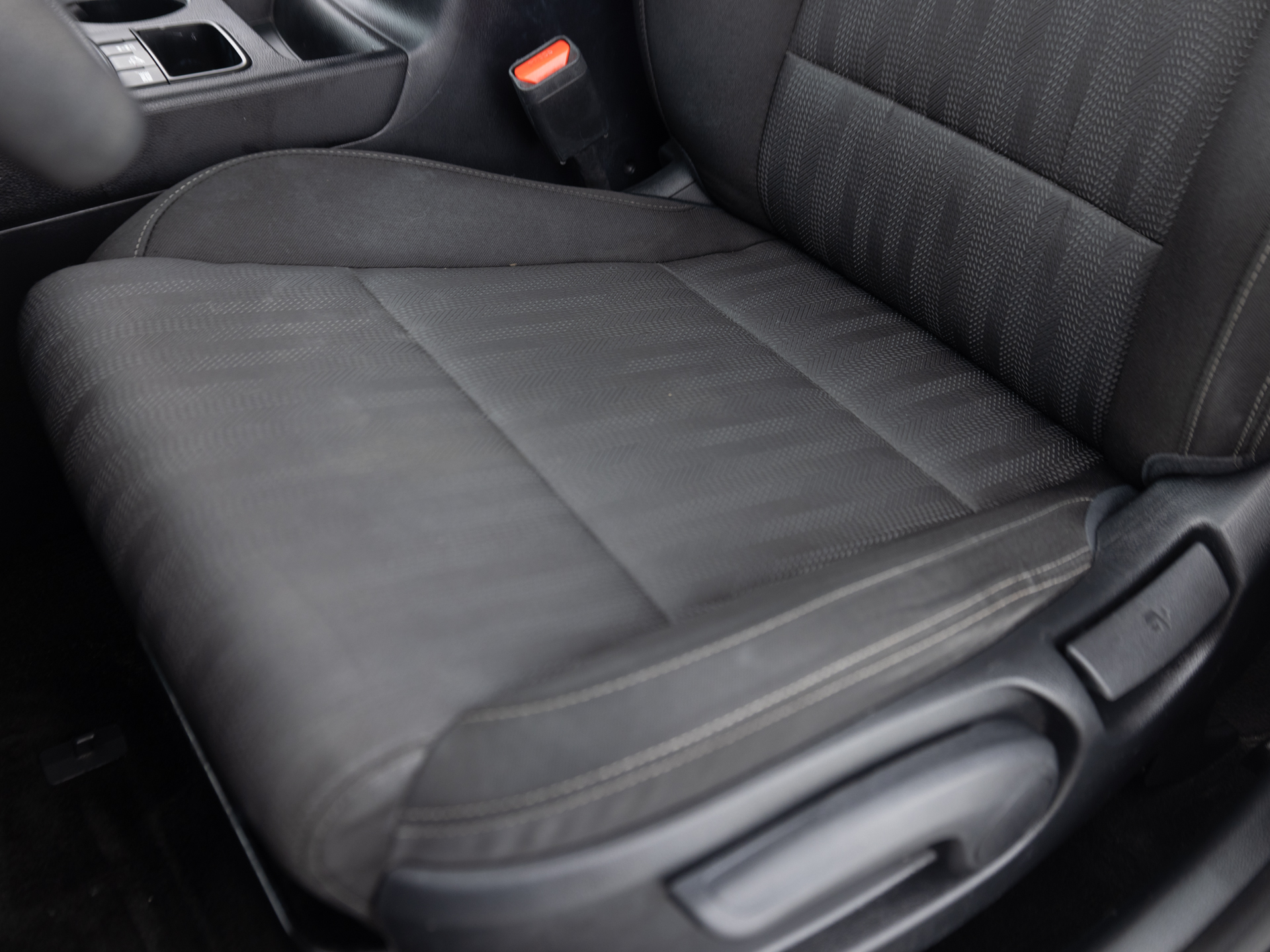 Used Gray Kia Sportage-13 for Sale